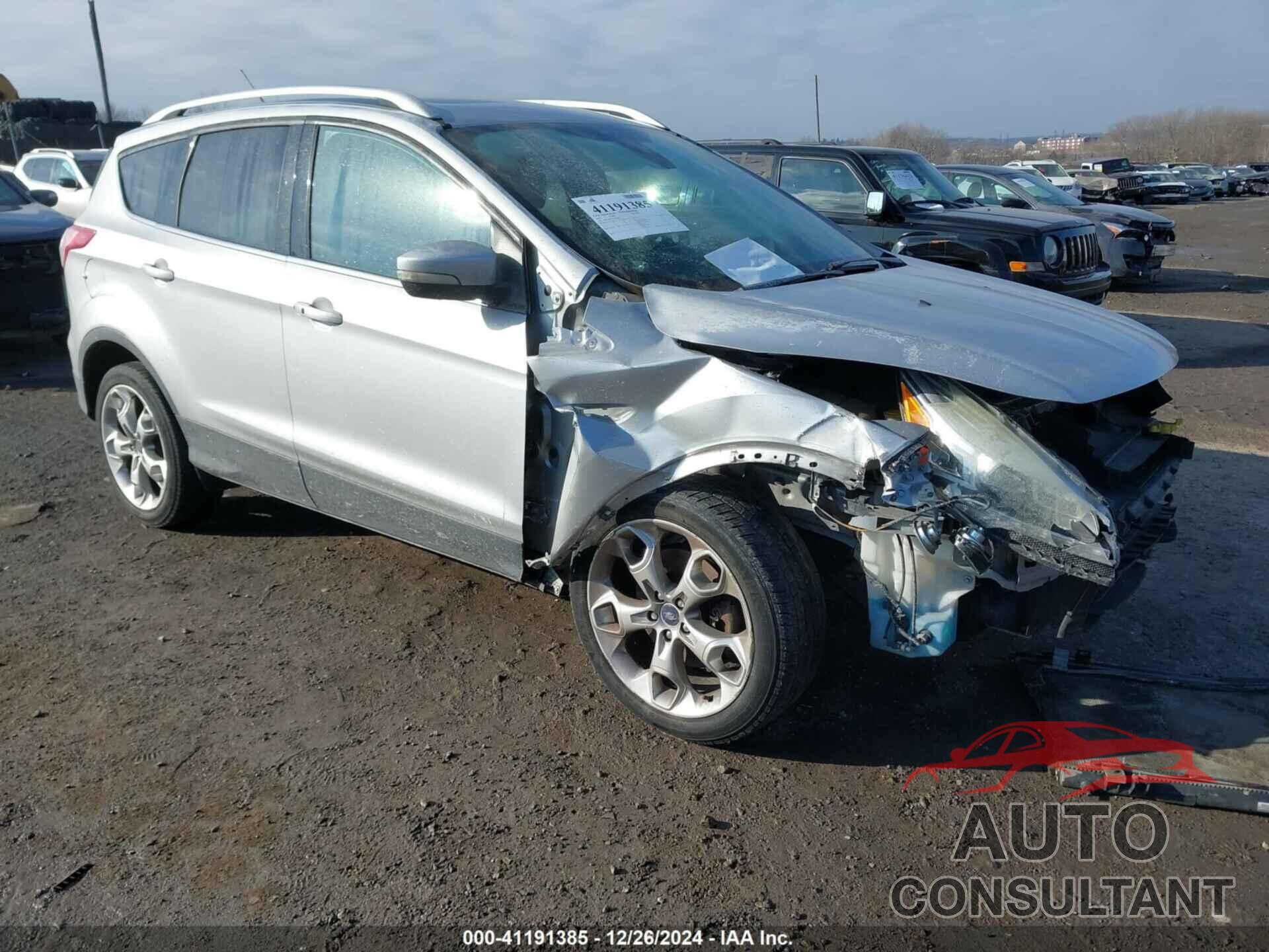 FORD ESCAPE 2015 - 1FMCU9J97FUB35489