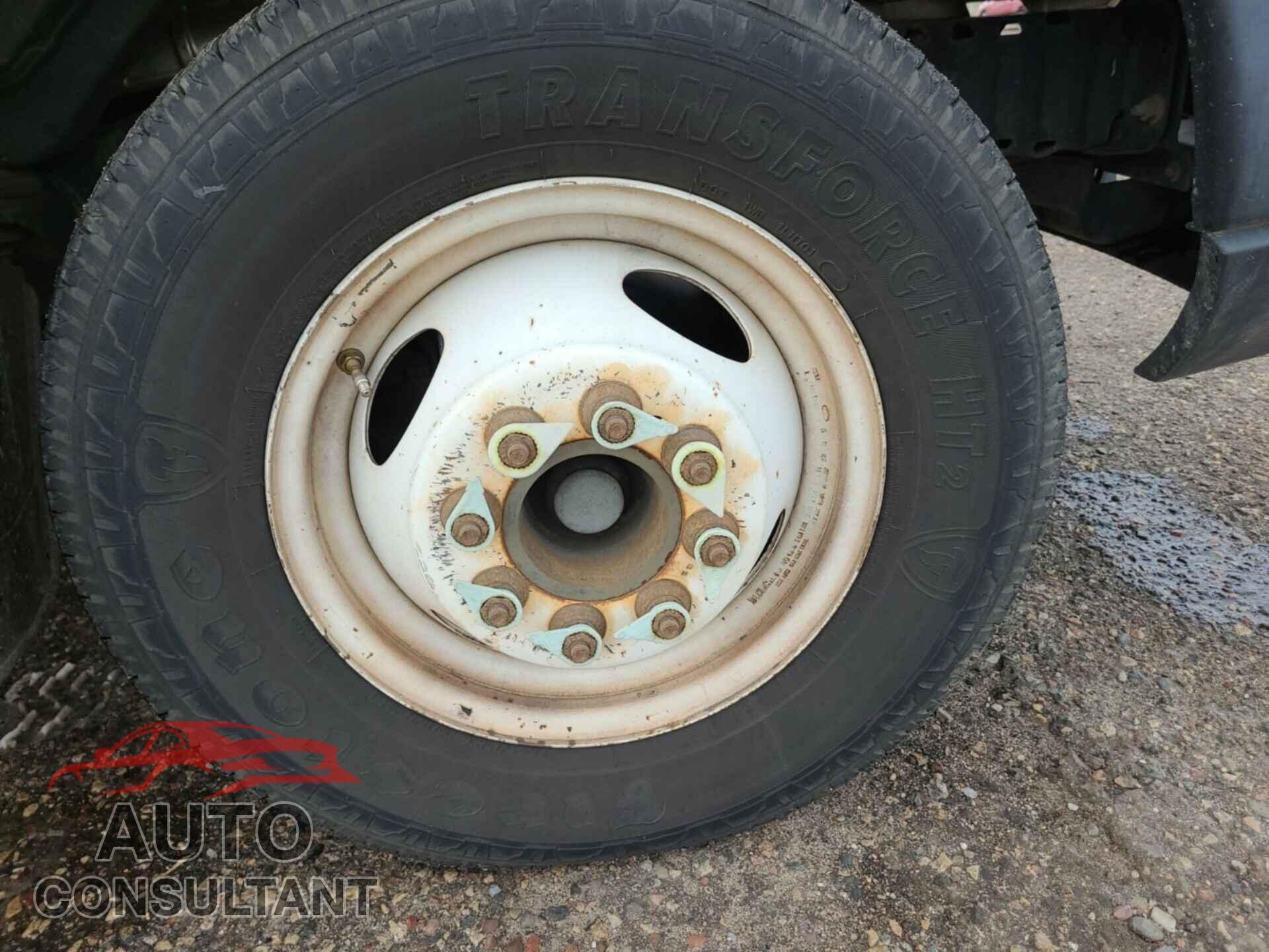 FORD ECONOLINE 2018 - 1FDXE4FS8JDC25014