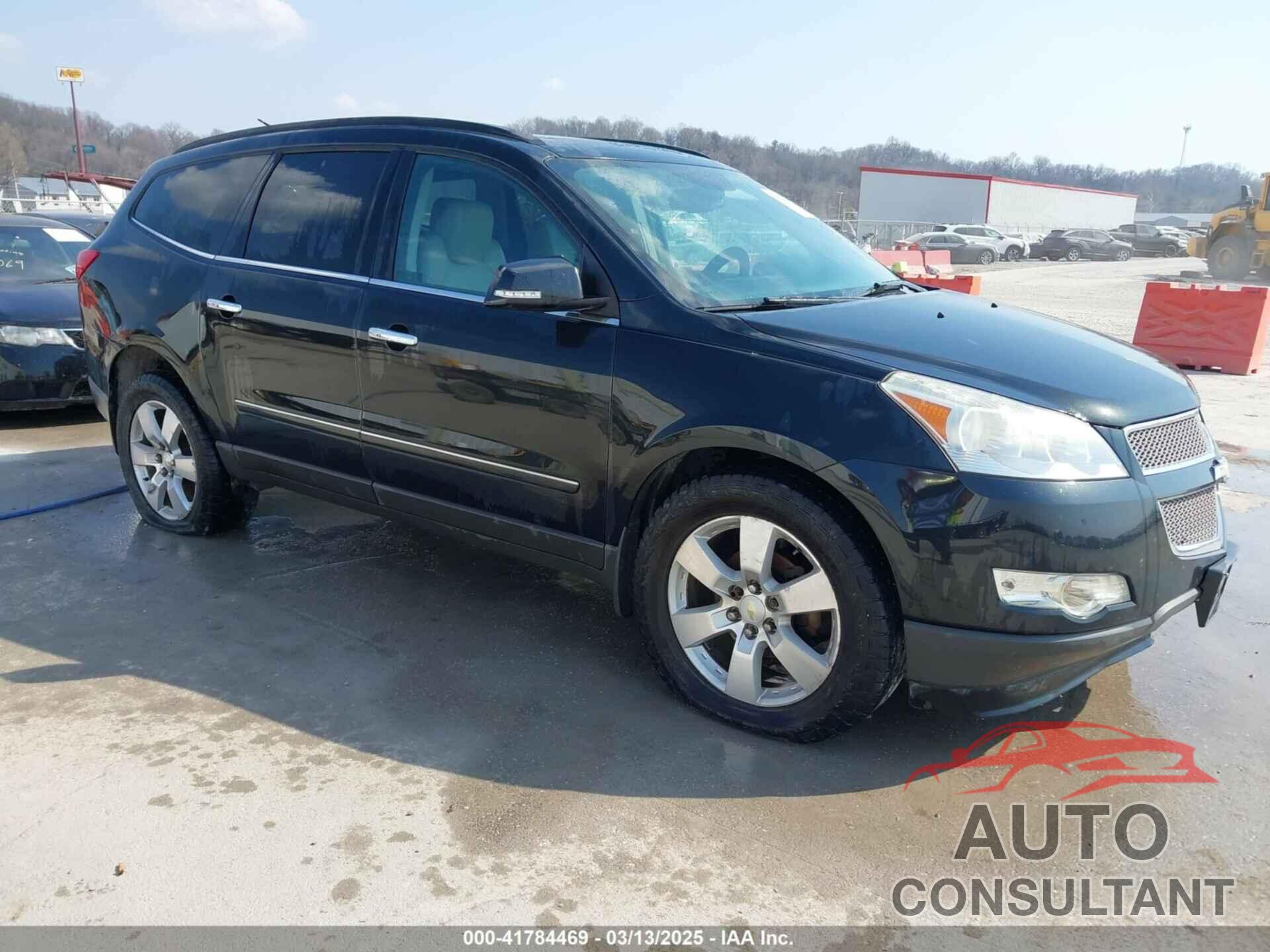 CHEVROLET TRAVERSE 2012 - 1GNKVLED1CJ298491