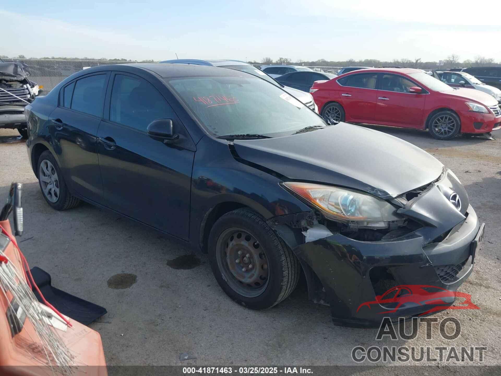 MAZDA MAZDA3 2013 - JM1BL1U79D1828304