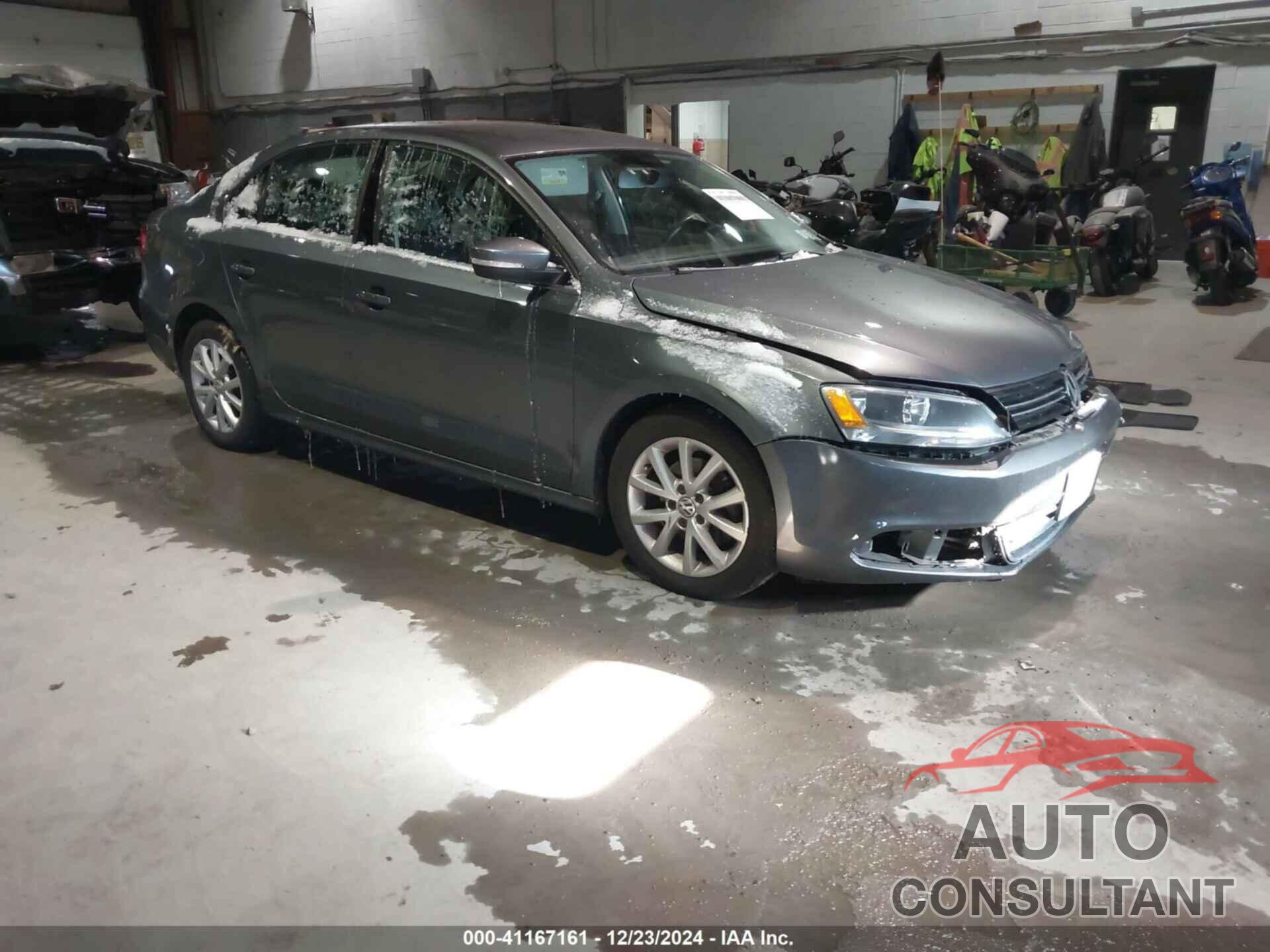 VOLKSWAGEN JETTA 2013 - 3VWDP7AJ6DM421573