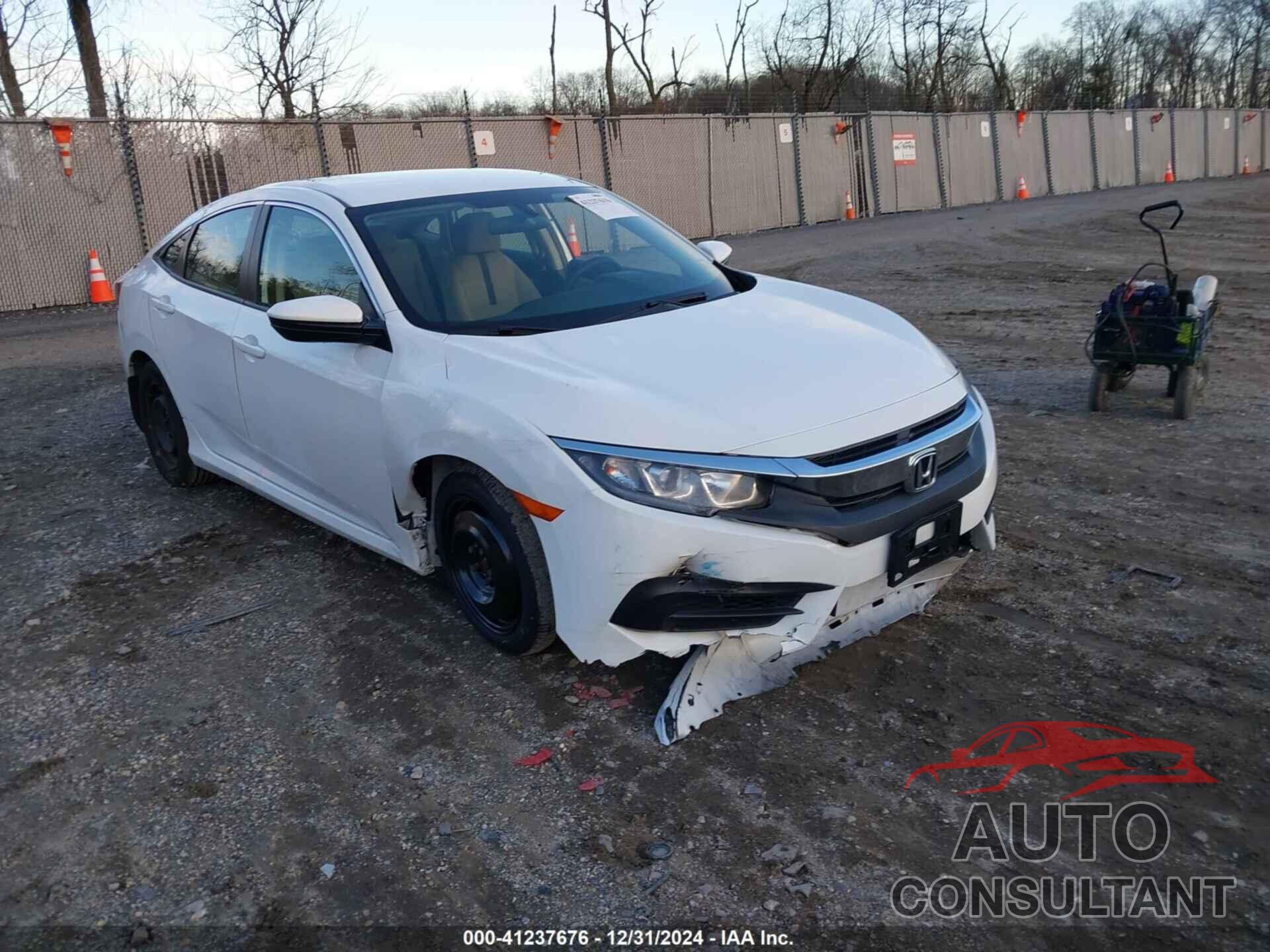 HONDA CIVIC 2018 - 2HGFC2F59JH581576