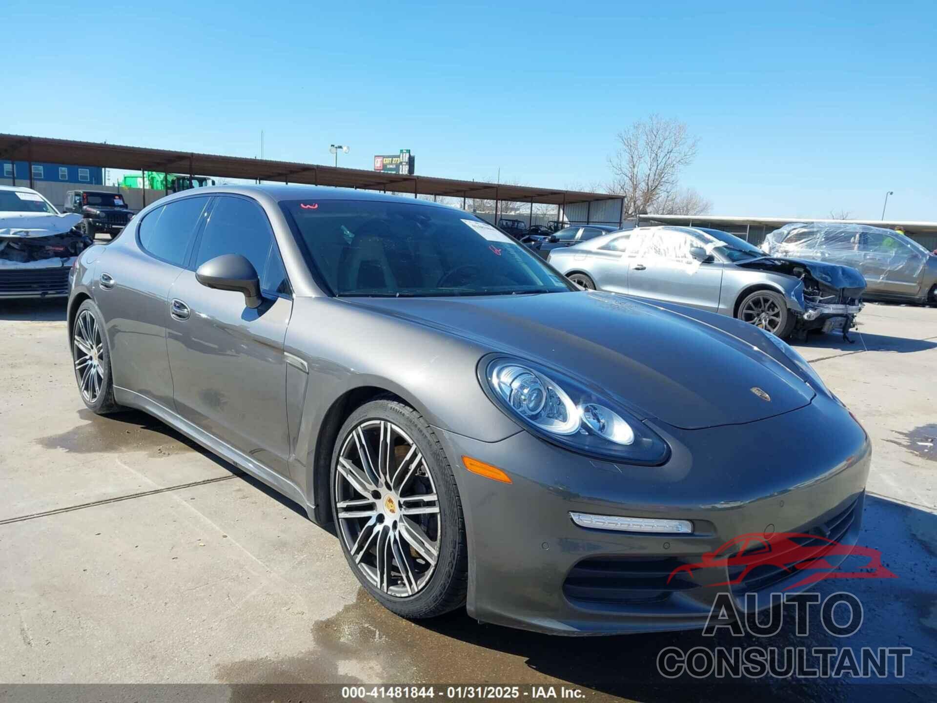 PORSCHE PANAMERA 2016 - WP0AA2A70GL001585