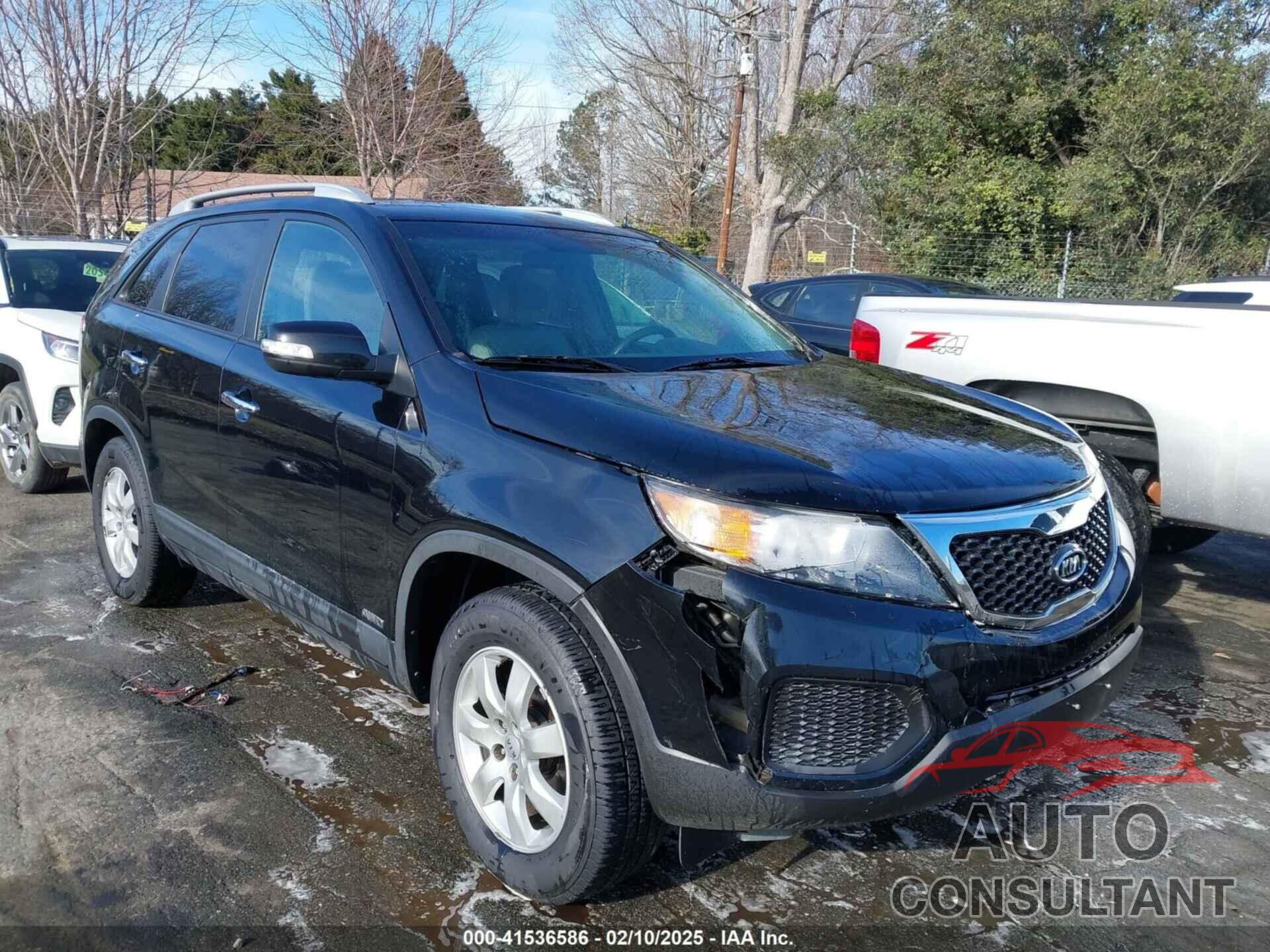 KIA SORENTO 2013 - 5XYKTDA29DG389938
