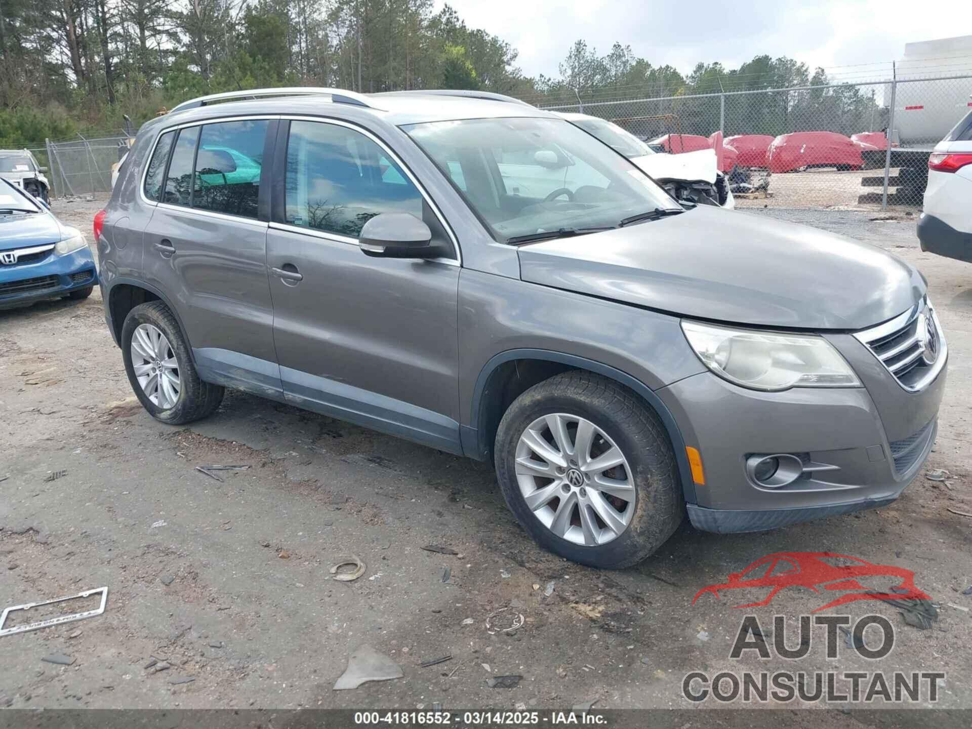 VOLKSWAGEN TIGUAN 2009 - WVGAV75N09W004459