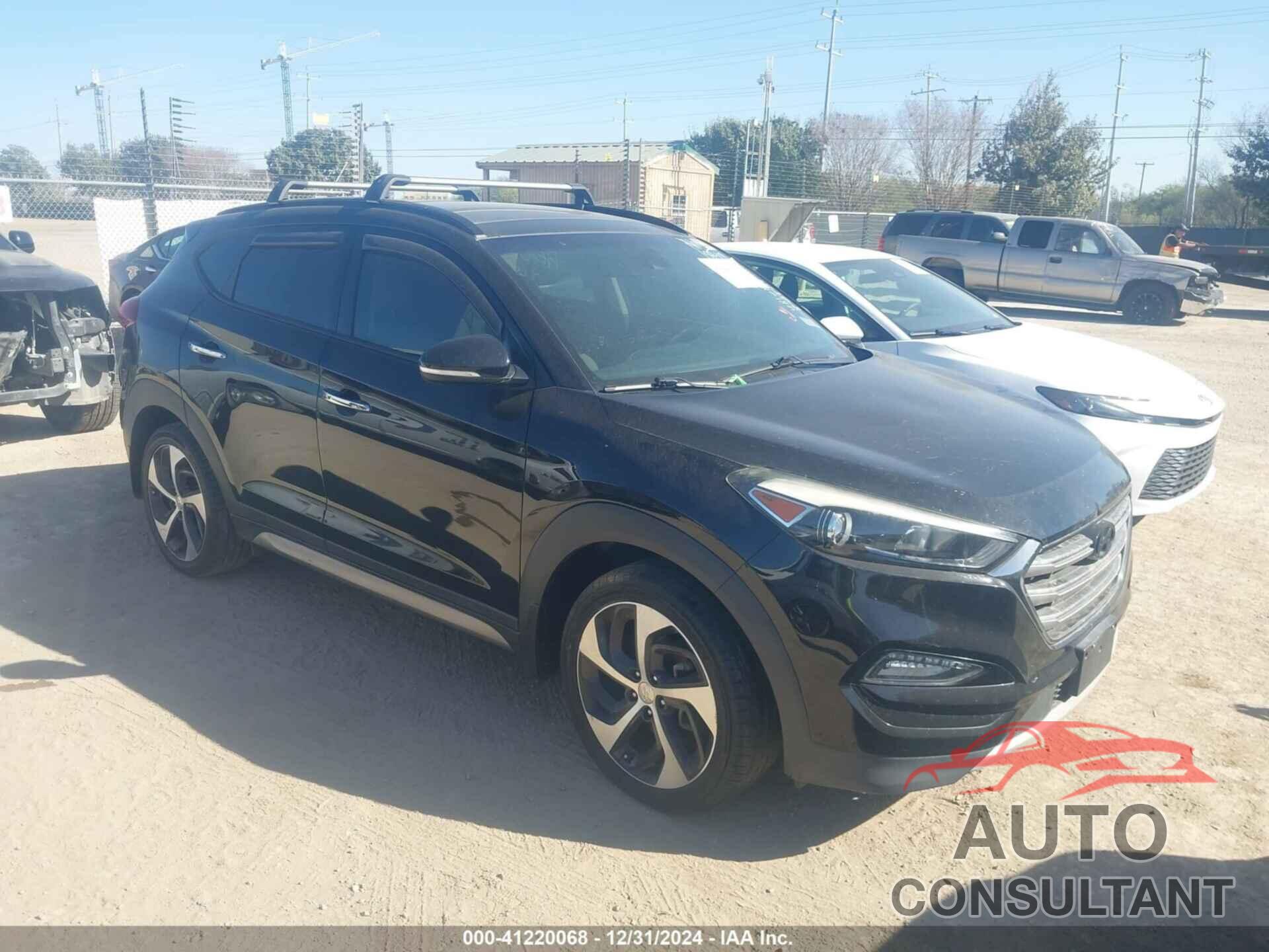 HYUNDAI TUCSON 2017 - KM8J3CA28HU351848