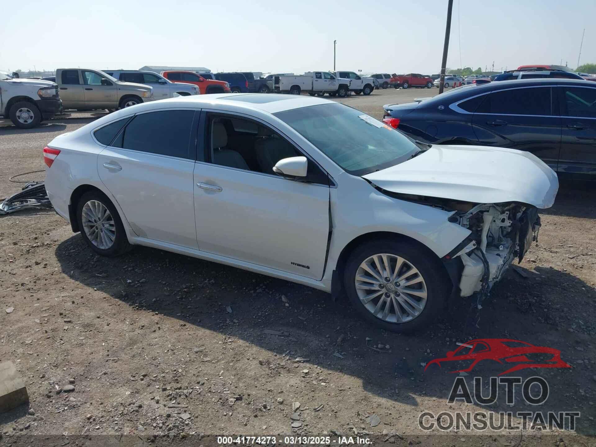 TOYOTA AVALON HYBRID 2013 - 4T1BD1EB3DU002106