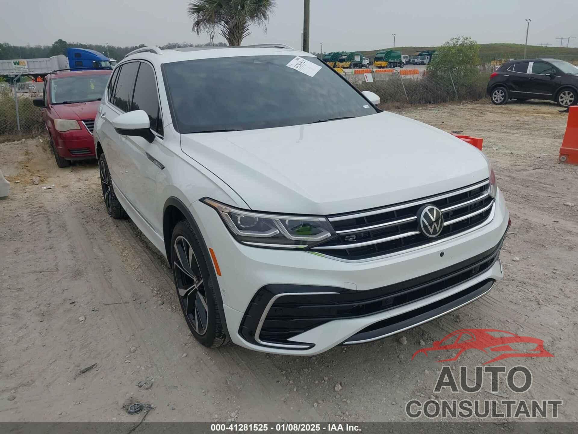 VOLKSWAGEN TIGUAN 2022 - 3VV4B7AX5NM111133