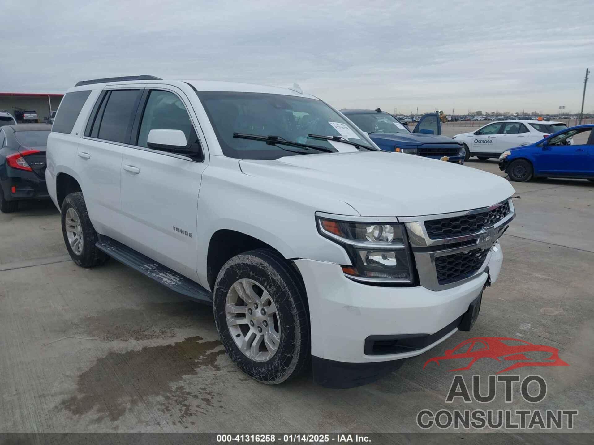 CHEVROLET TAHOE 2017 - 1GNSCBKC2HR141086