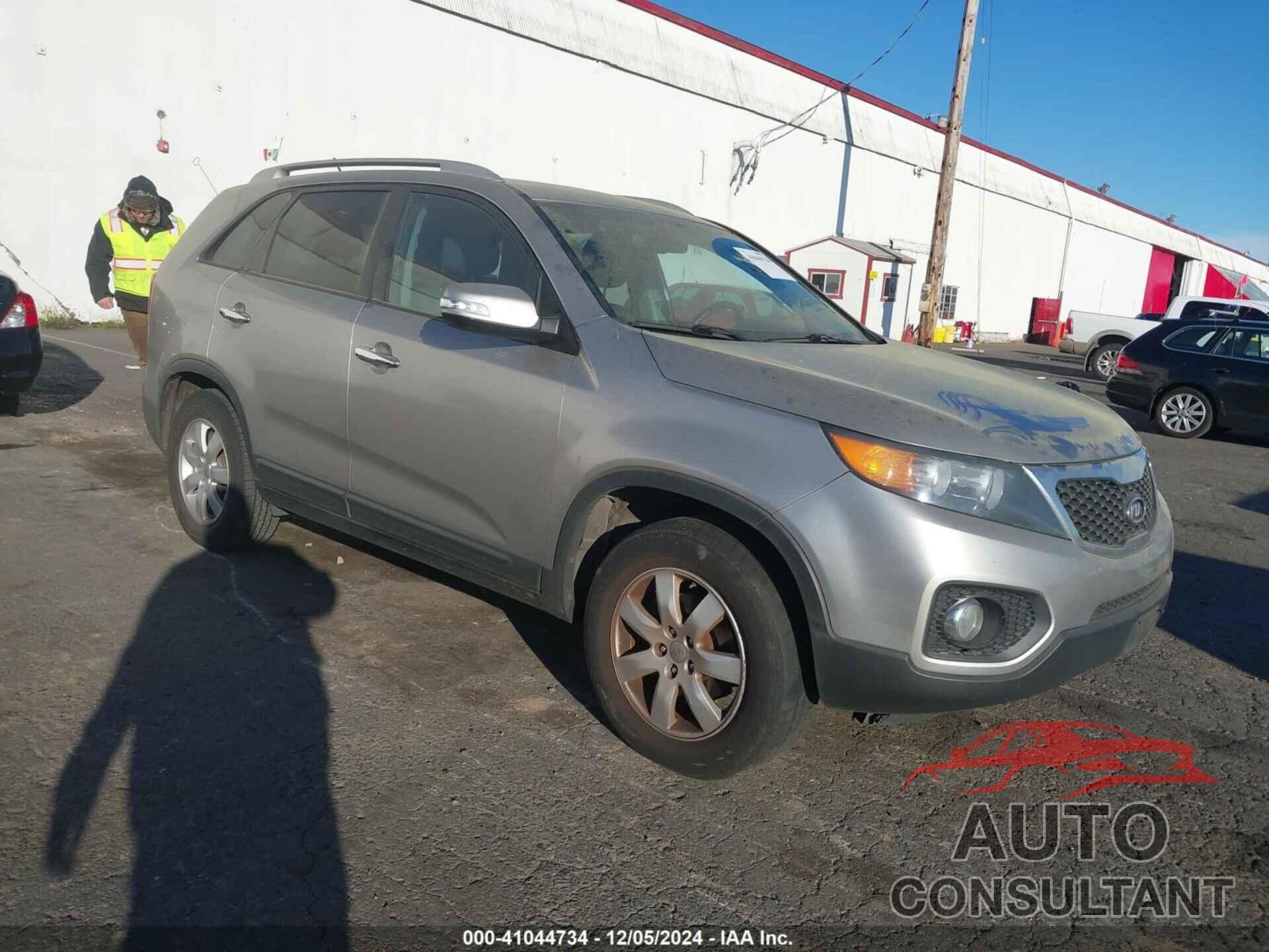 KIA SORENTO 2013 - 5XYKT3A69DG413748