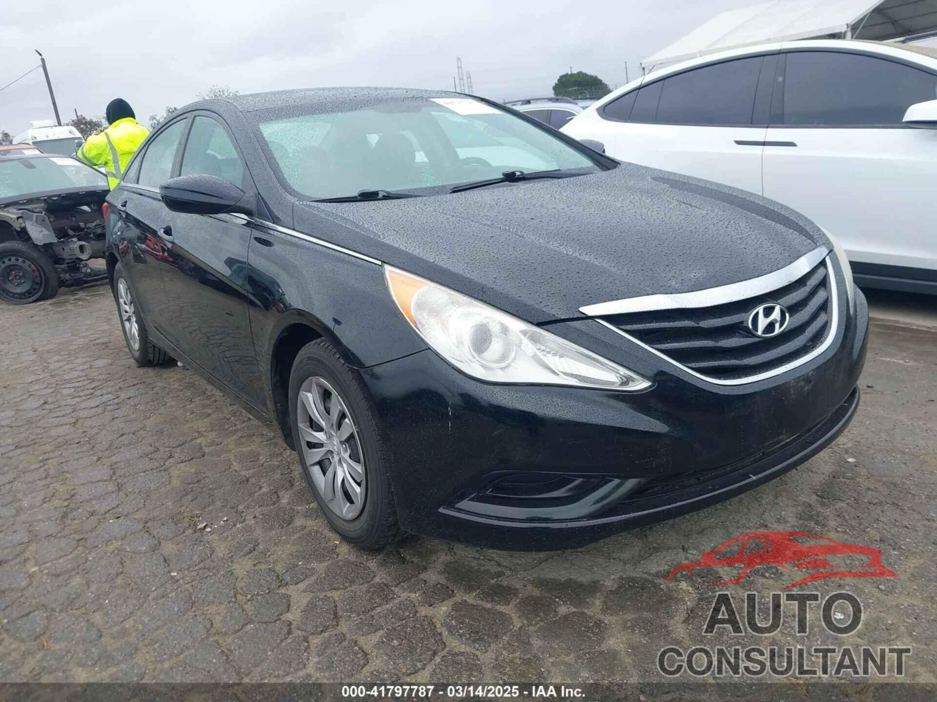 HYUNDAI SONATA 2011 - 5NPEB4AC1BH082195