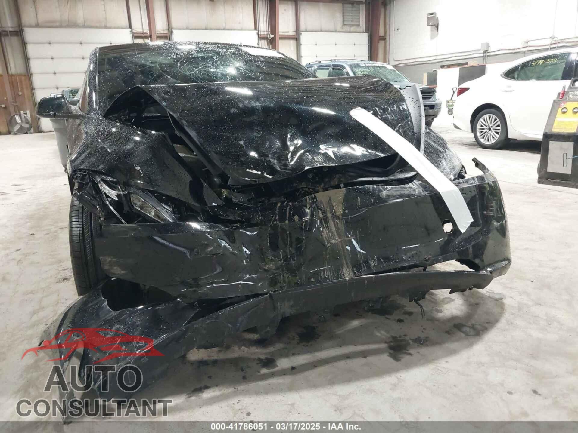 TESLA MODEL 3 2024 - 5YJ3E1EA2RF856579