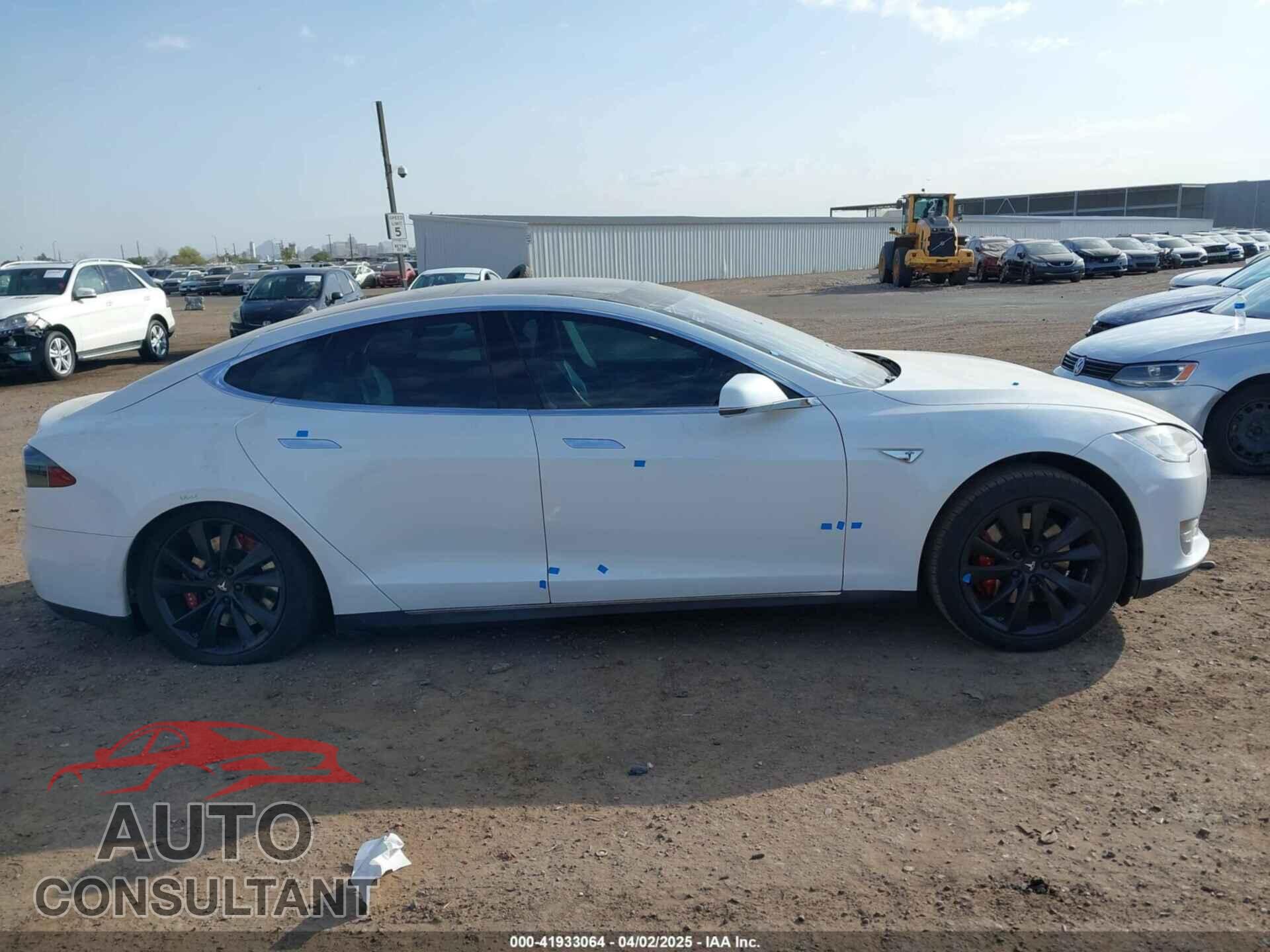 TESLA MODEL S 2013 - 5YJSA1CP0DFP13976