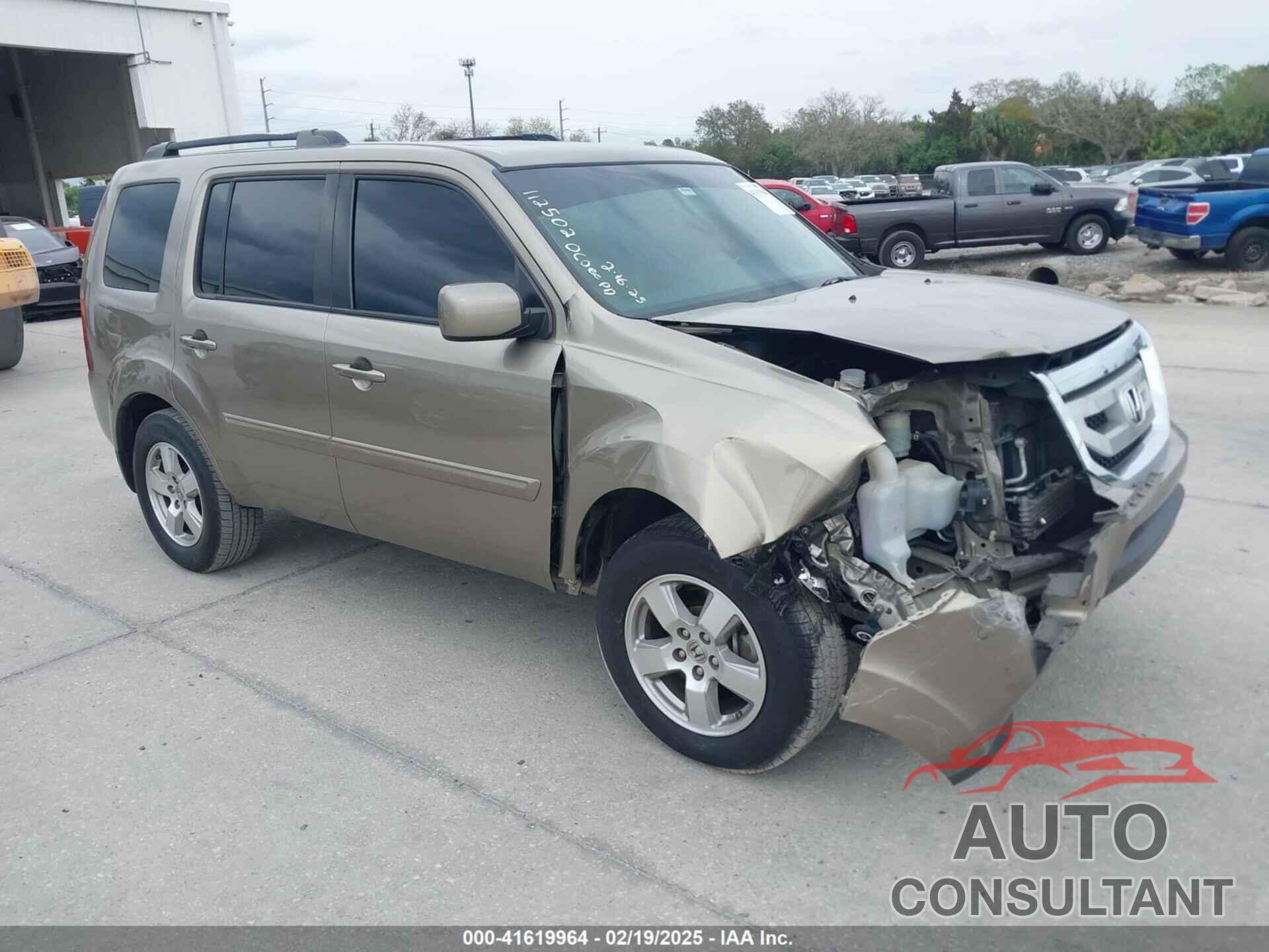 HONDA PILOT 2011 - 5FNYF3H73BB039108