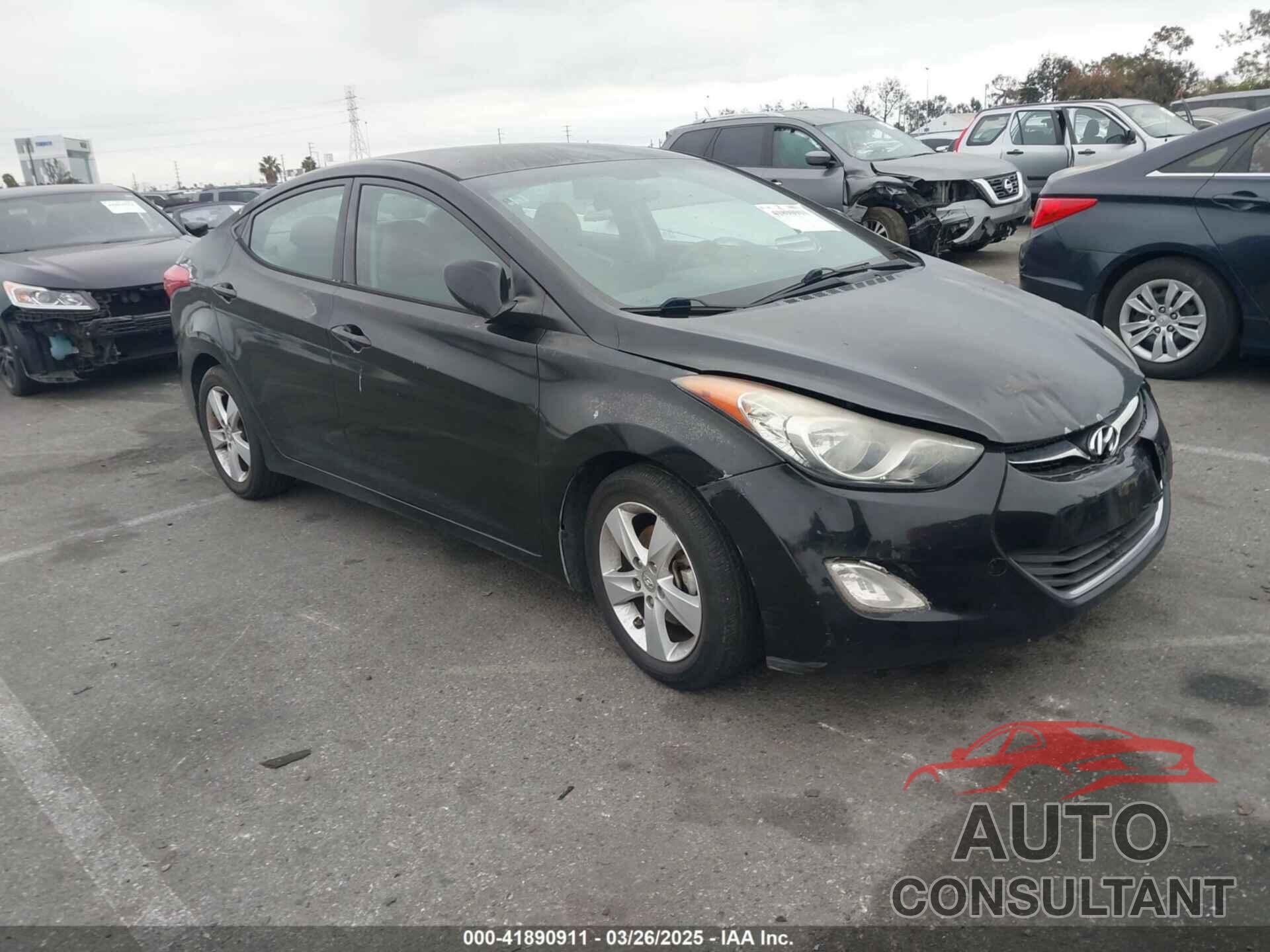 HYUNDAI ELANTRA 2013 - 5NPDH4AE7DH333798