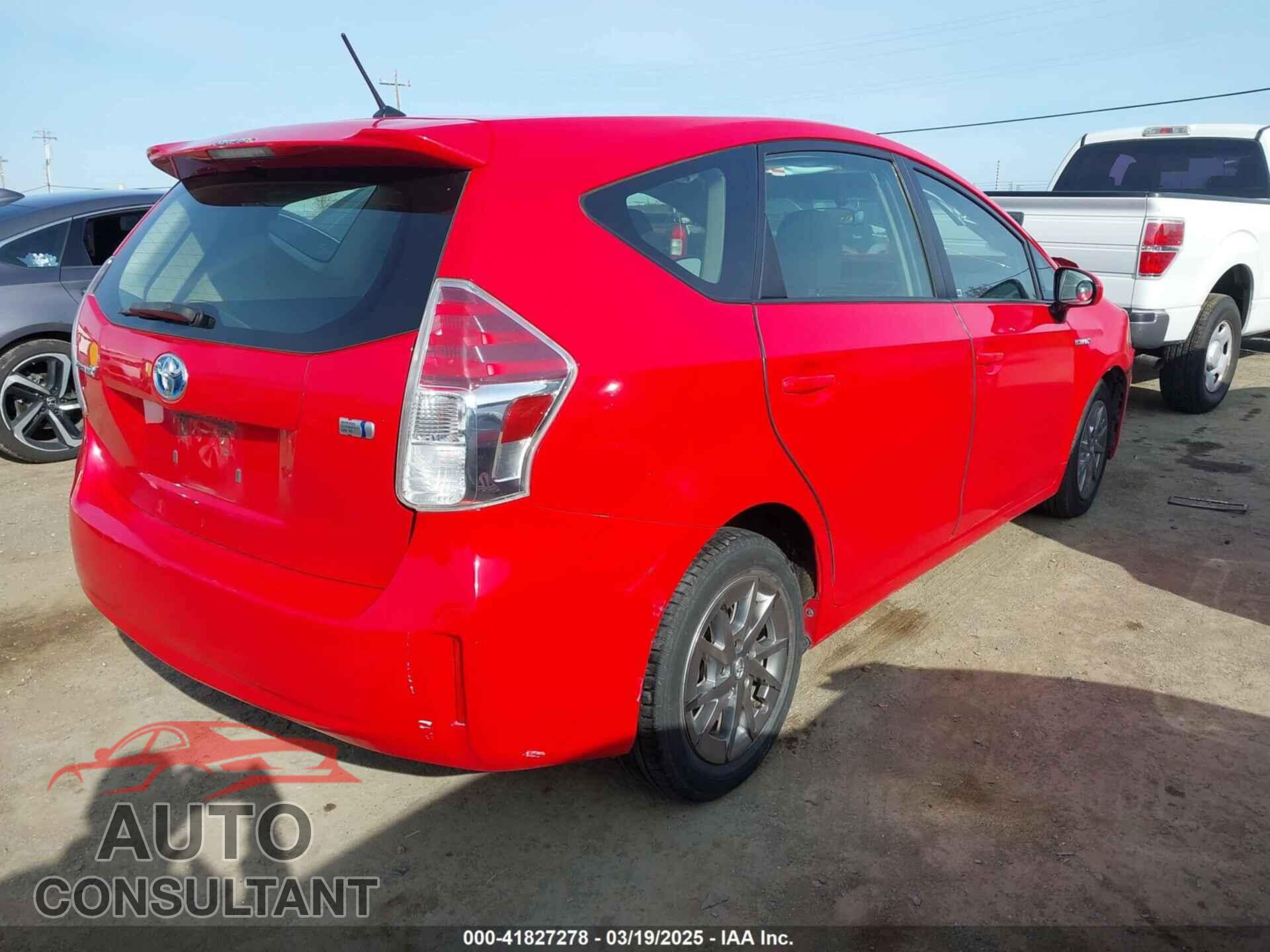 TOYOTA PRIUS V 2015 - JTDZN3EU3FJ031588