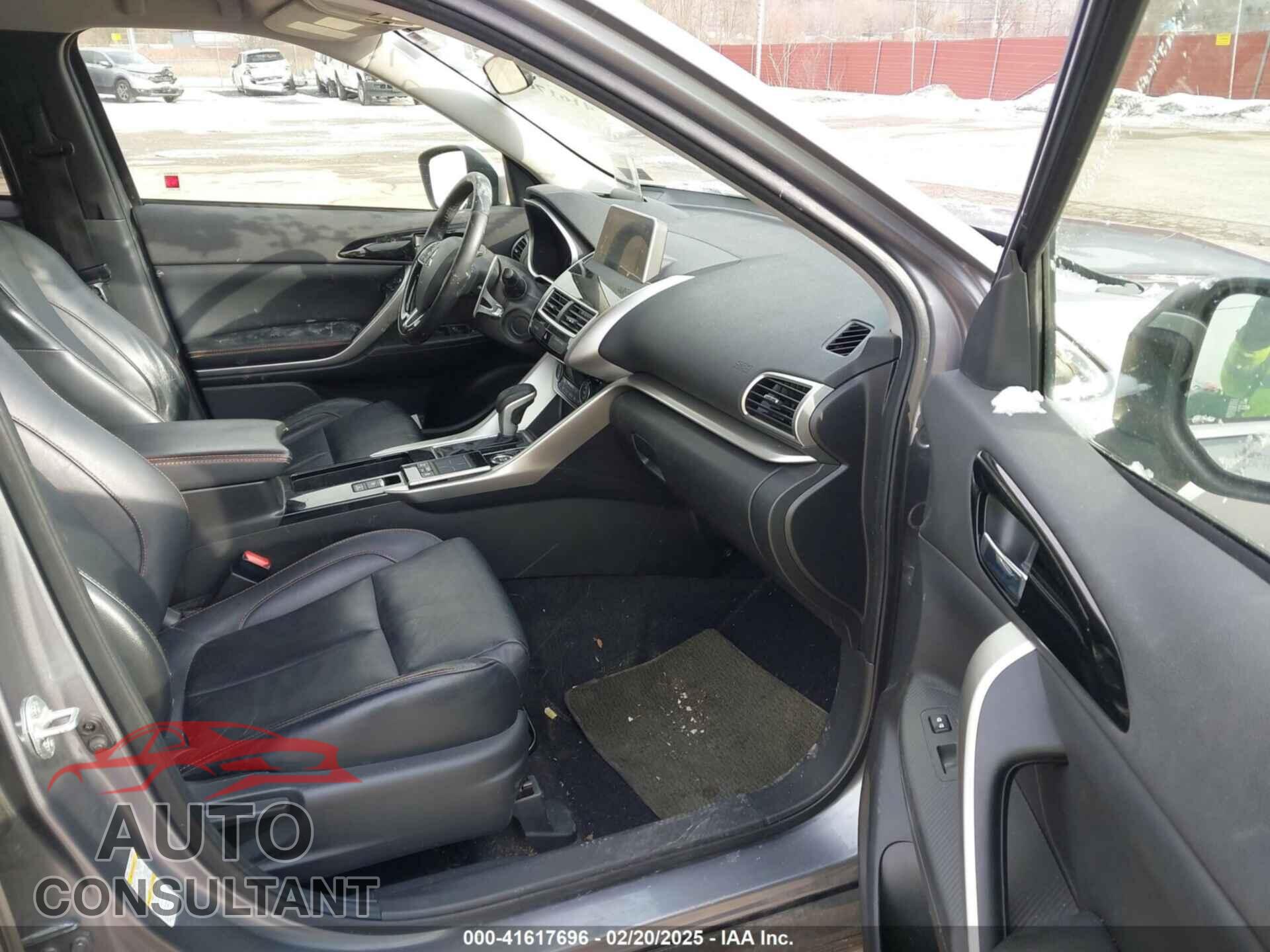 MITSUBISHI ECLIPSE CROSS 2019 - JA4AT5AA4KZ046357
