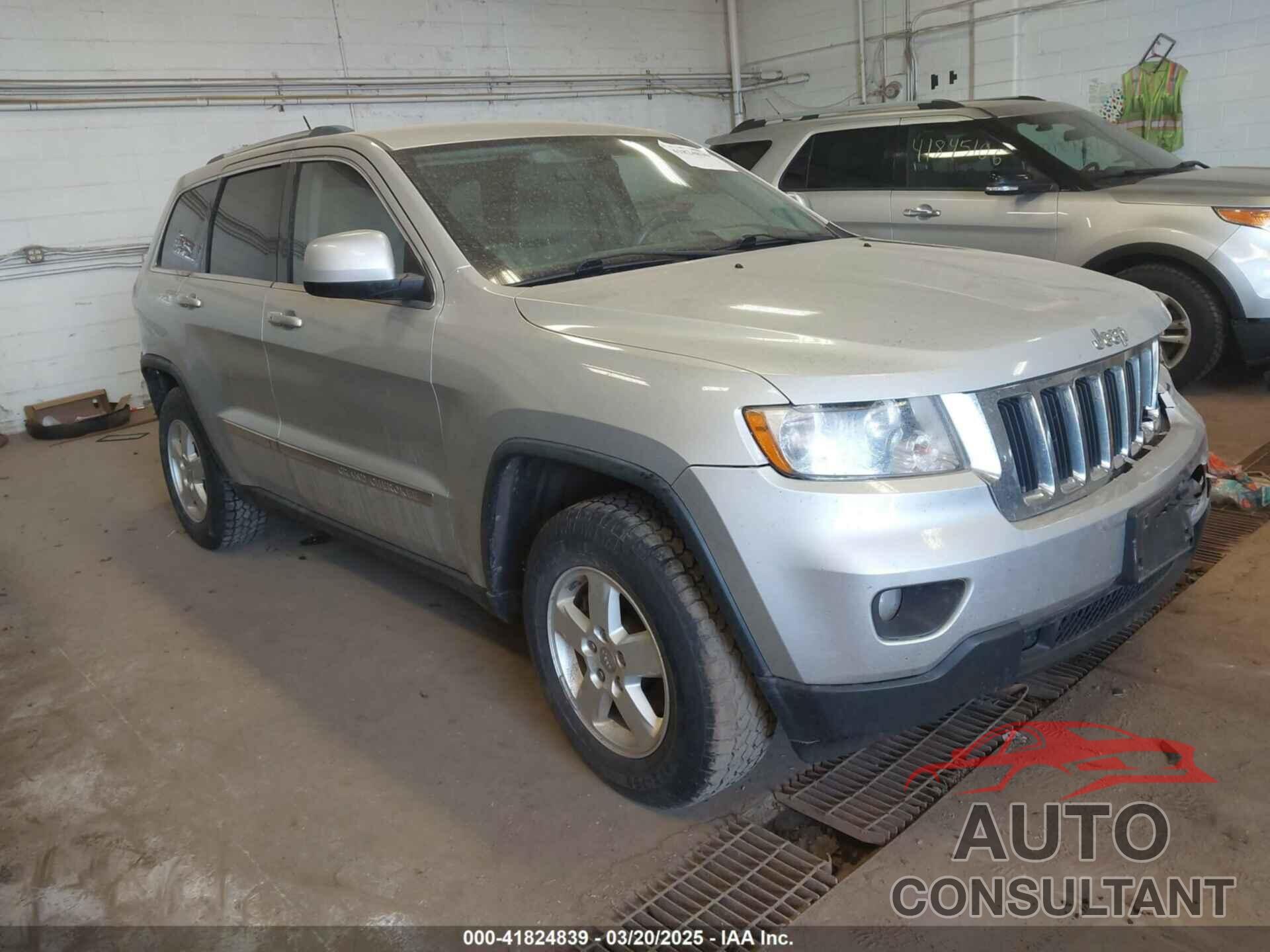 JEEP GRAND CHEROKEE 2011 - 1J4RR4GG5BC690251