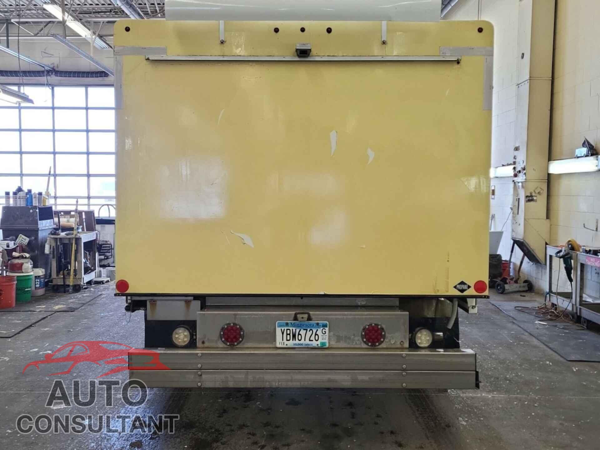 FORD ECONOLINE 2018 - 1FDXE4FS9JDC25006