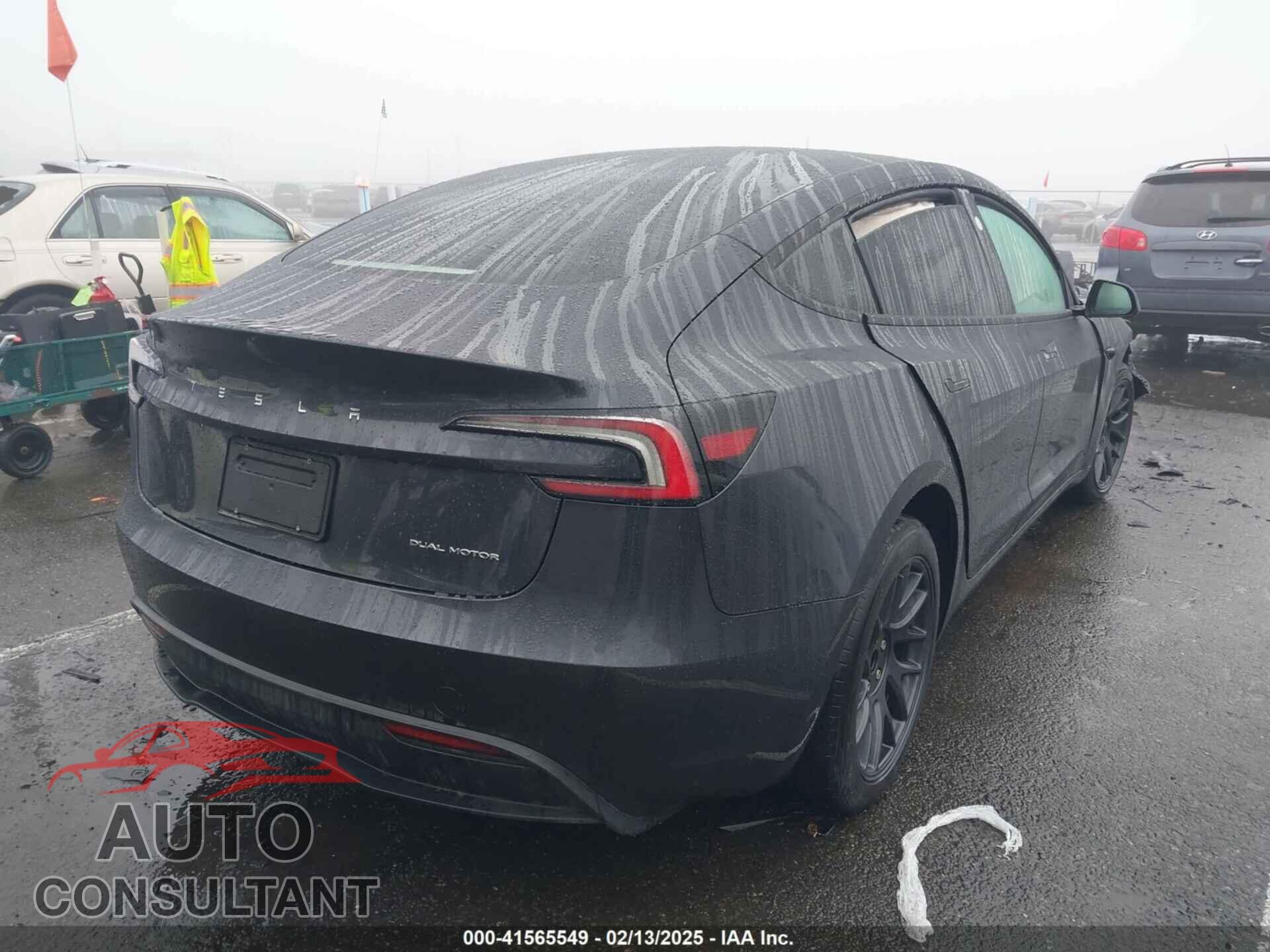 TESLA MODEL 3 2024 - 5YJ3E1EB2RF815376