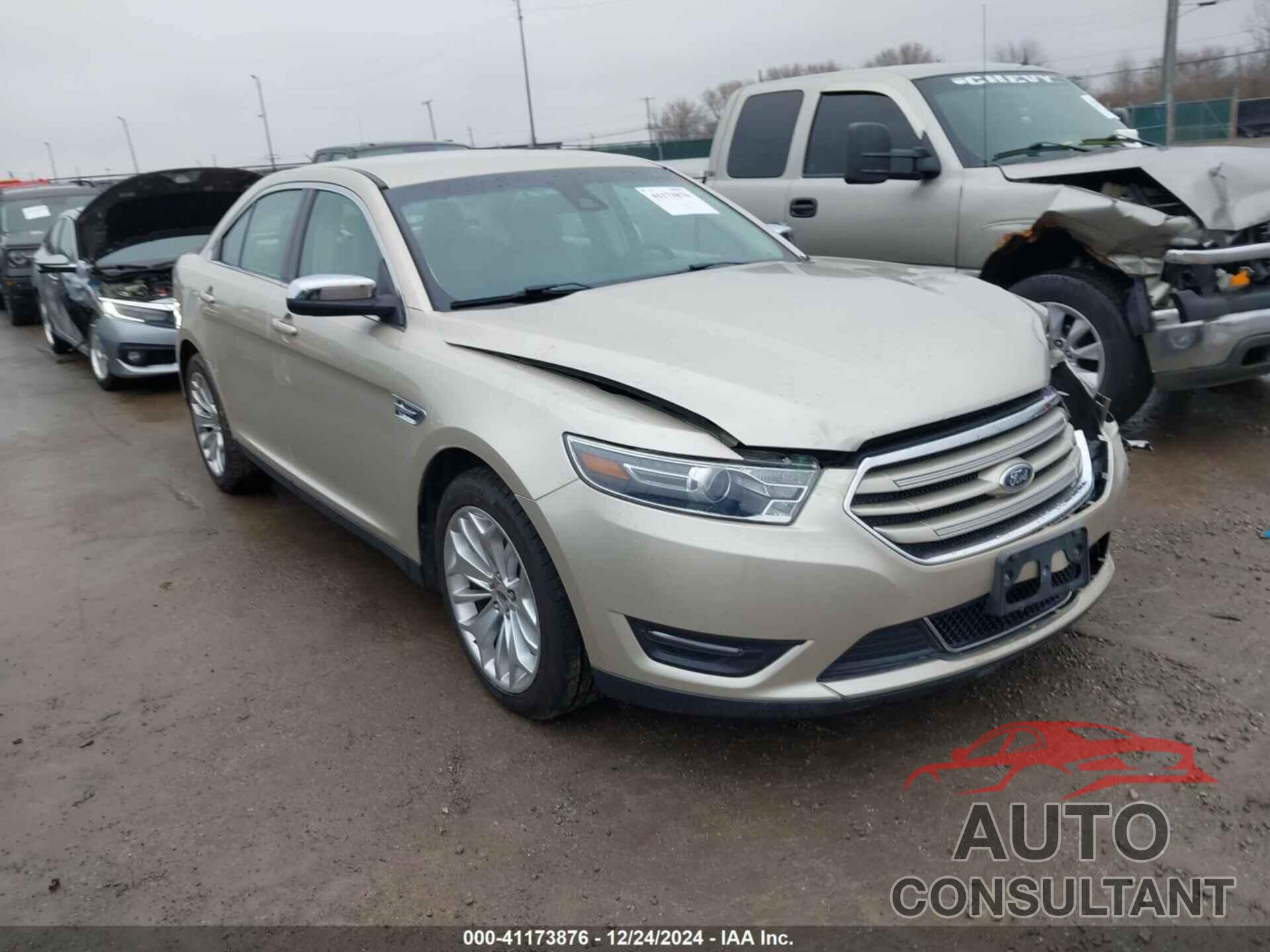 FORD TAURUS 2017 - 1FAHP2F82HG110483