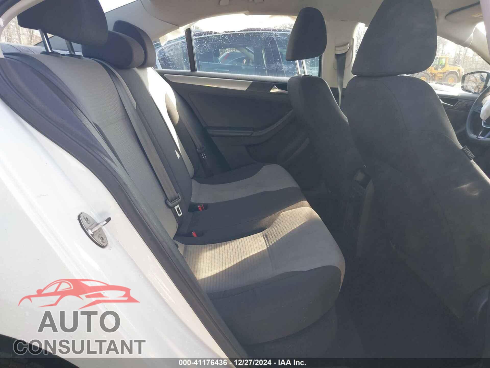 VOLKSWAGEN JETTA 2017 - 3VW2B7AJ4HM337571