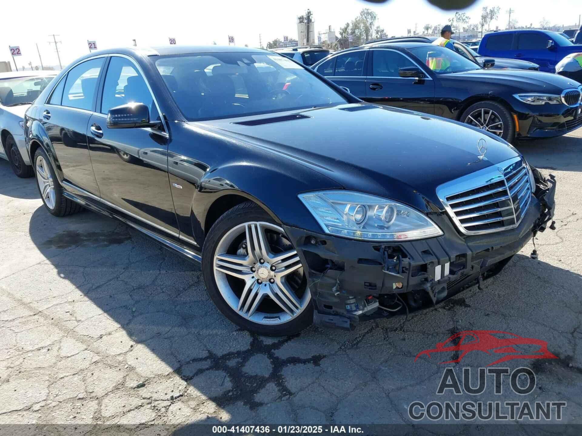 MERCEDES-BENZ S 550 2012 - WDDNG7DB2CA423513
