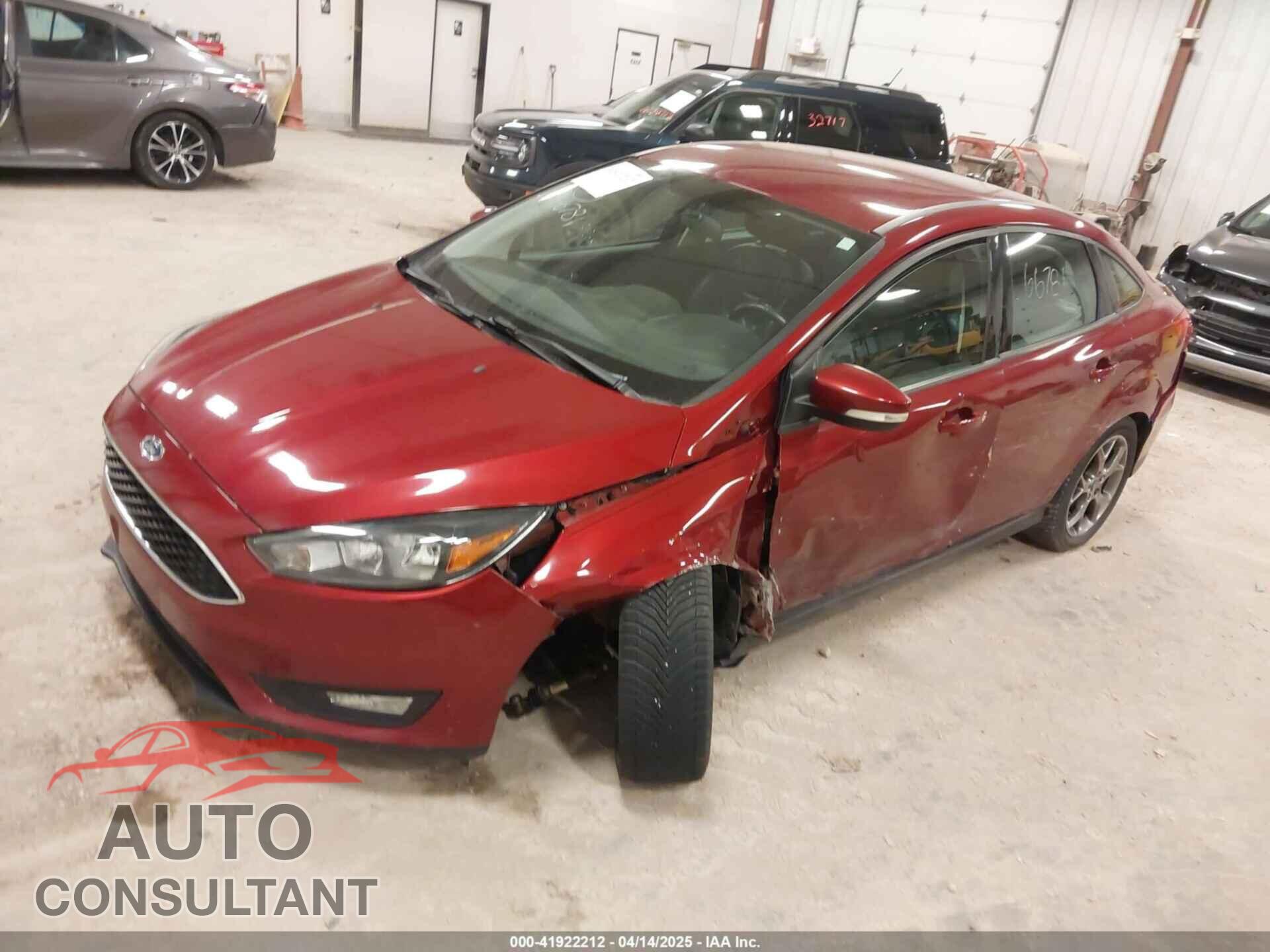 FORD FOCUS 2016 - 1FADP3F22GL404312