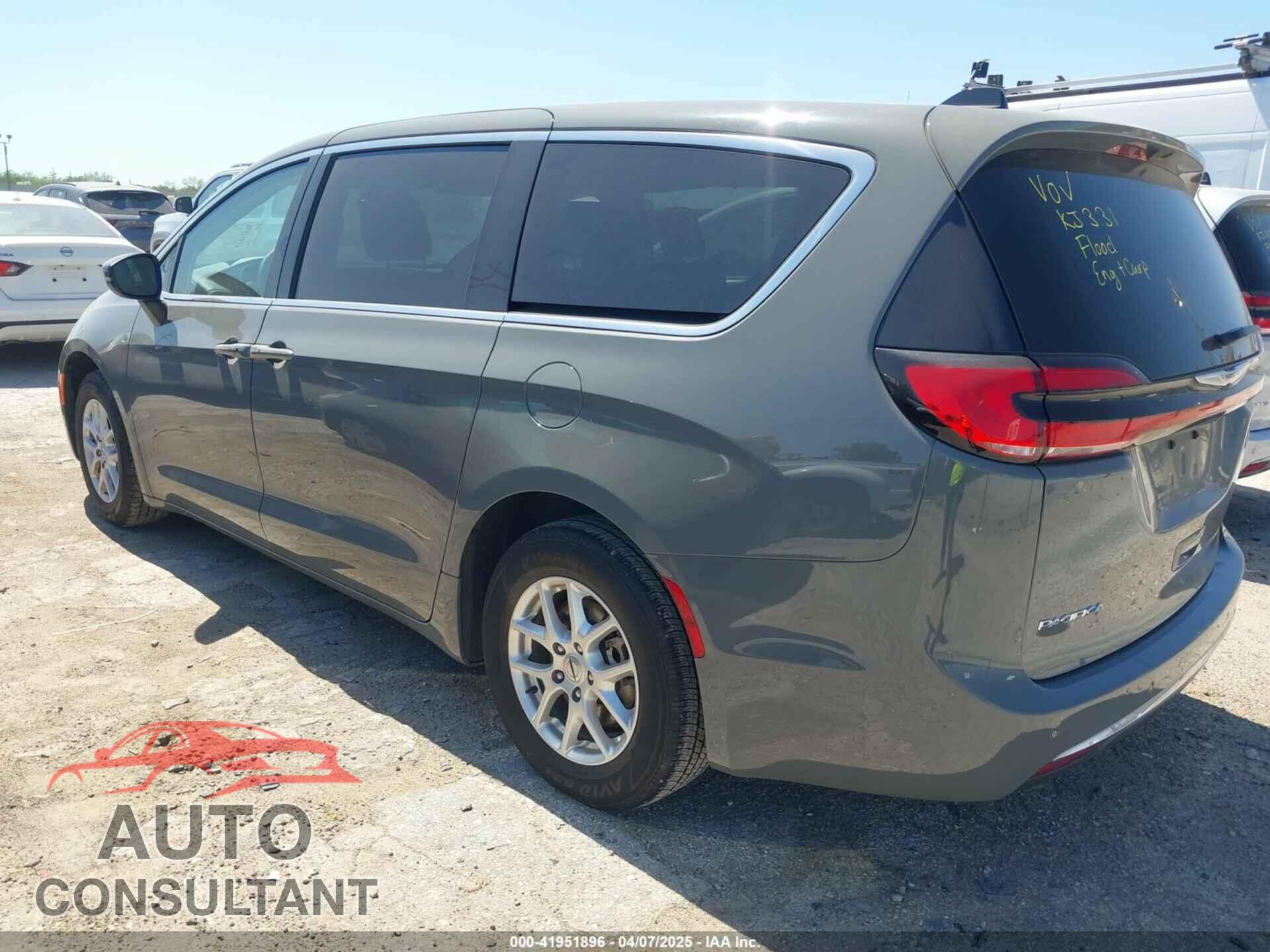 CHRYSLER PACIFICA 2023 - 2C4RC1BG7PR607110