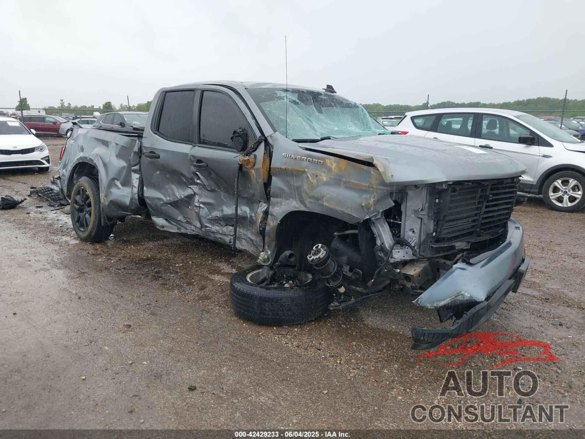 CHEVROLET SILVERADO 1500 2020 - 1GCRYBEK9LZ266316