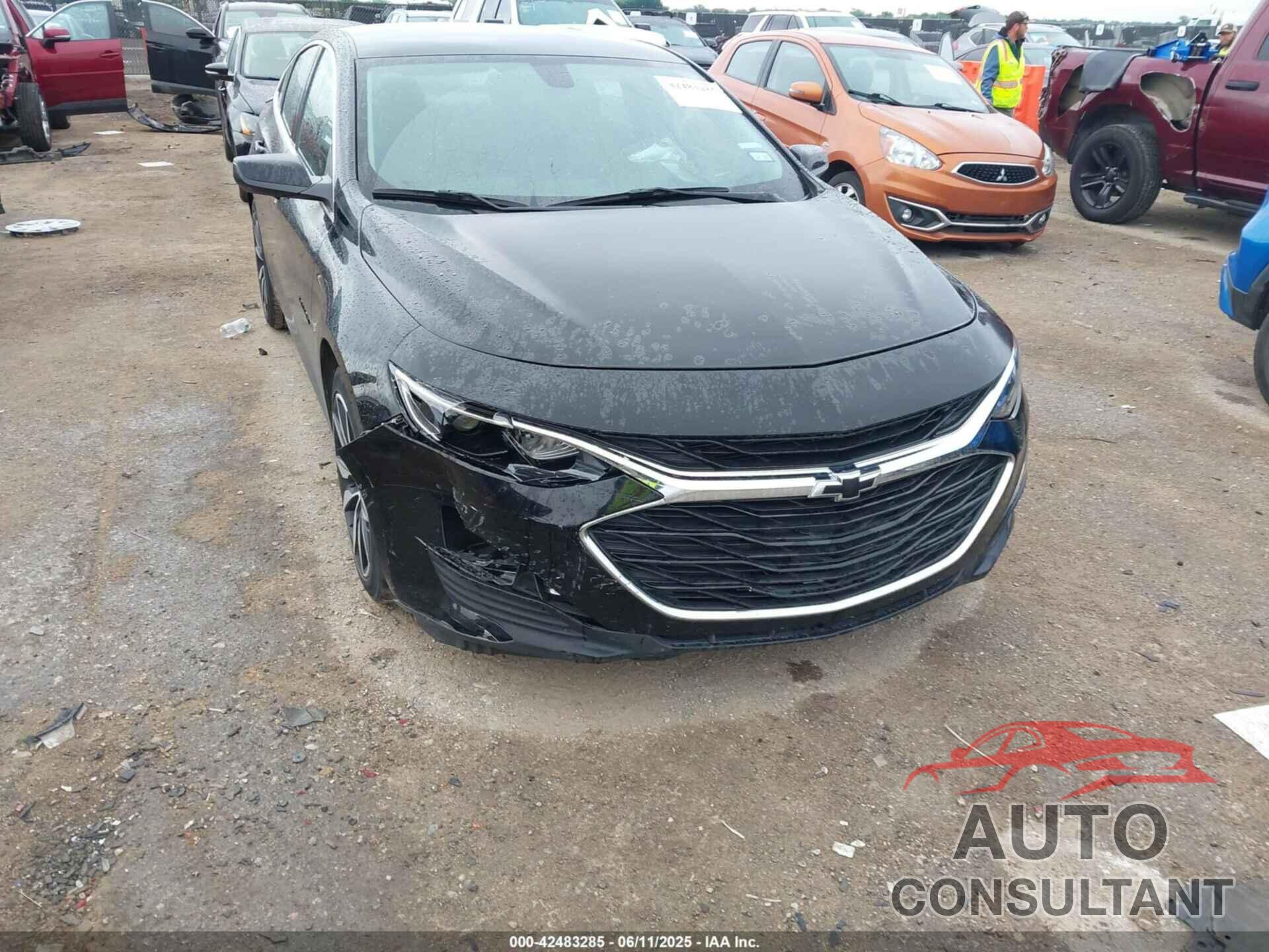 CHEVROLET MALIBU 2022 - 1G1ZG5ST8NF200788
