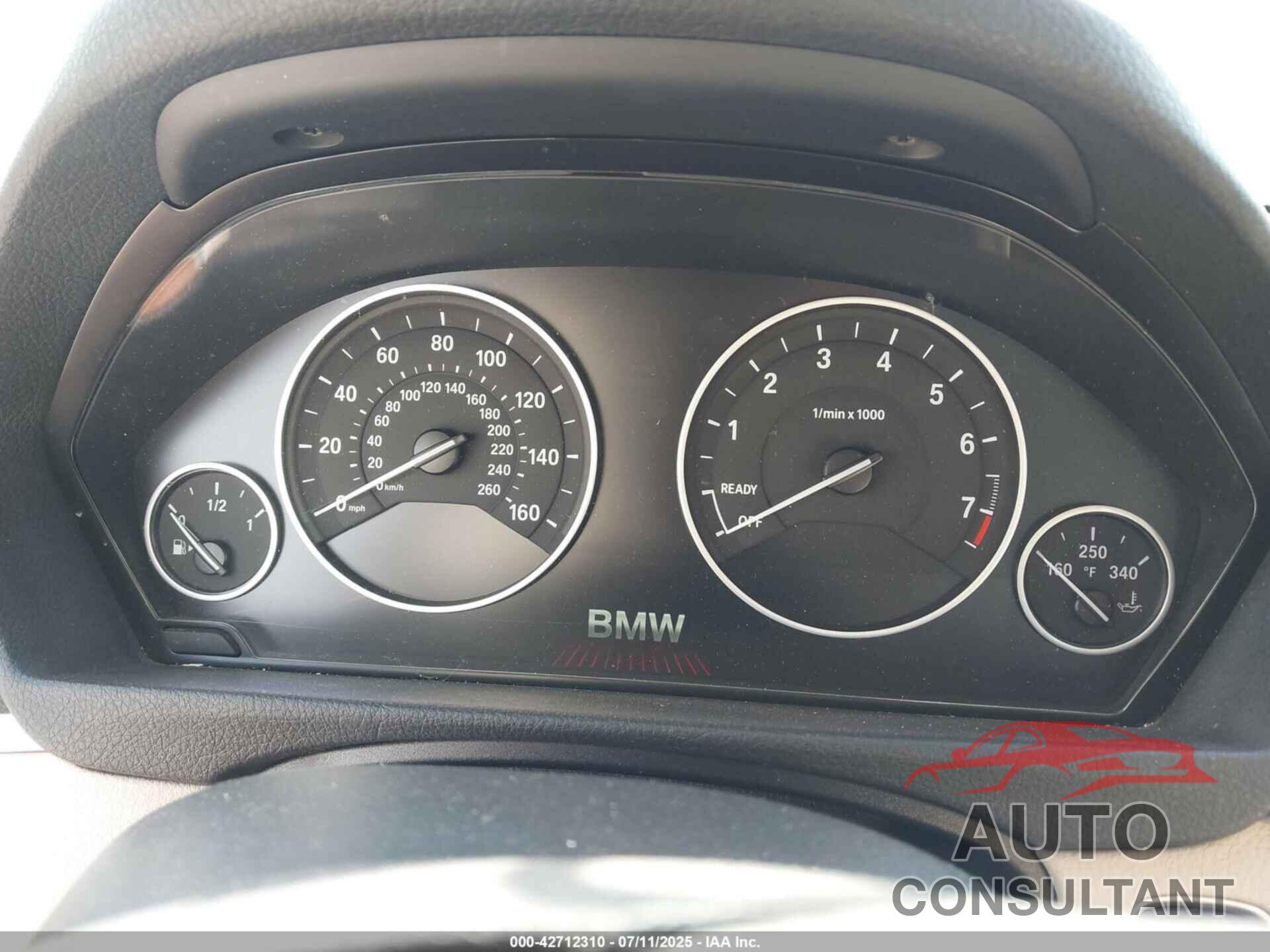 BMW 320I 2018 - WBA8E1G56JNU92529