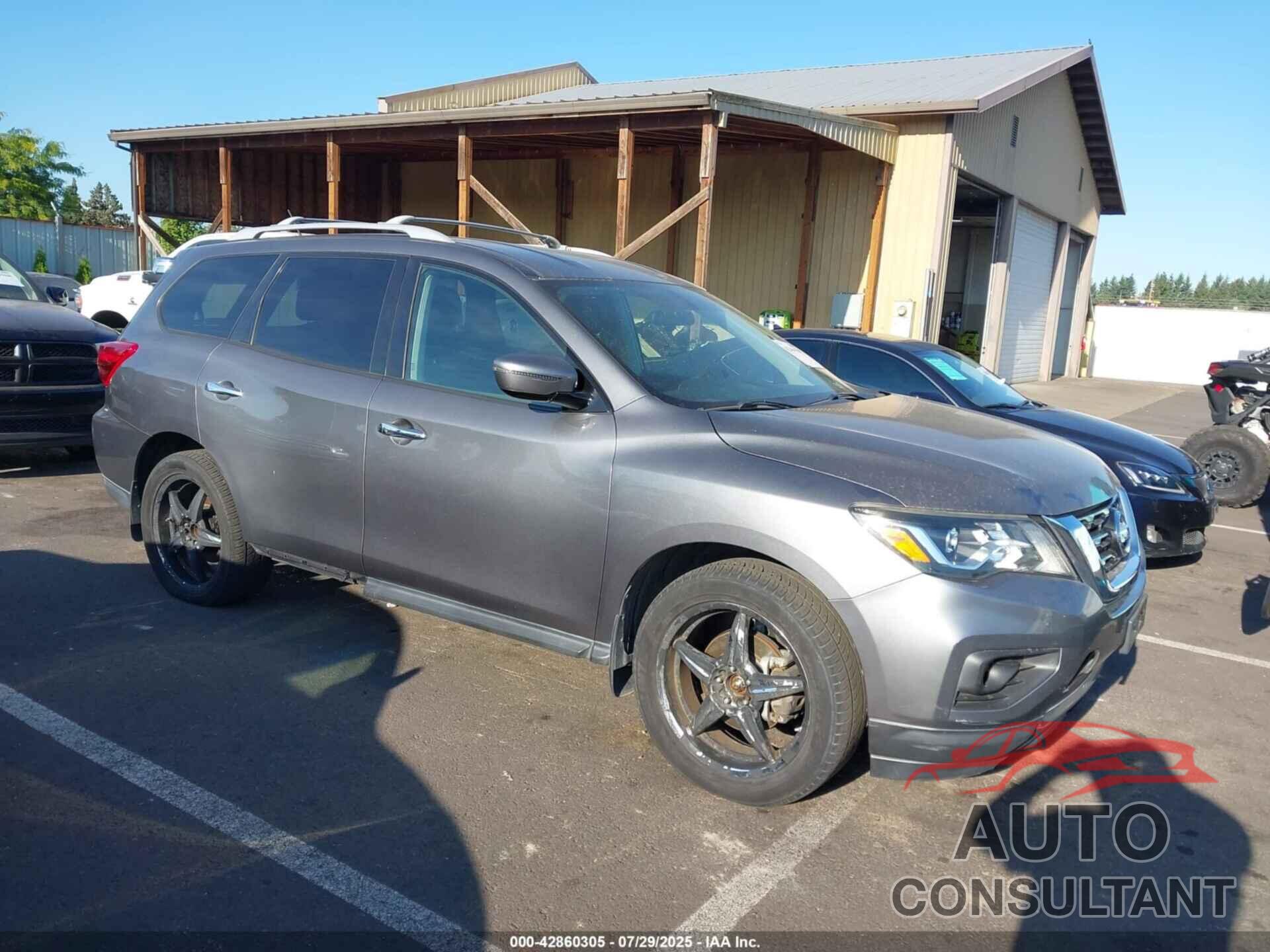 NISSAN PATHFINDER 2017 - 5N1DR2MN4HC626892