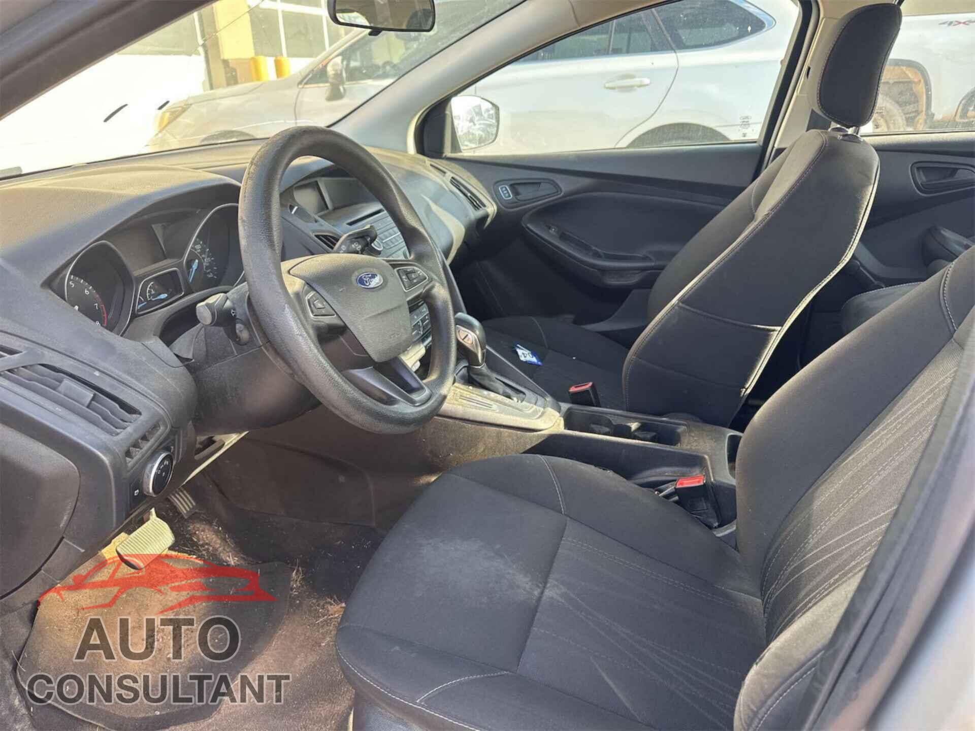 FORD FOCUS 2016 - 1FADP3E21GL366296