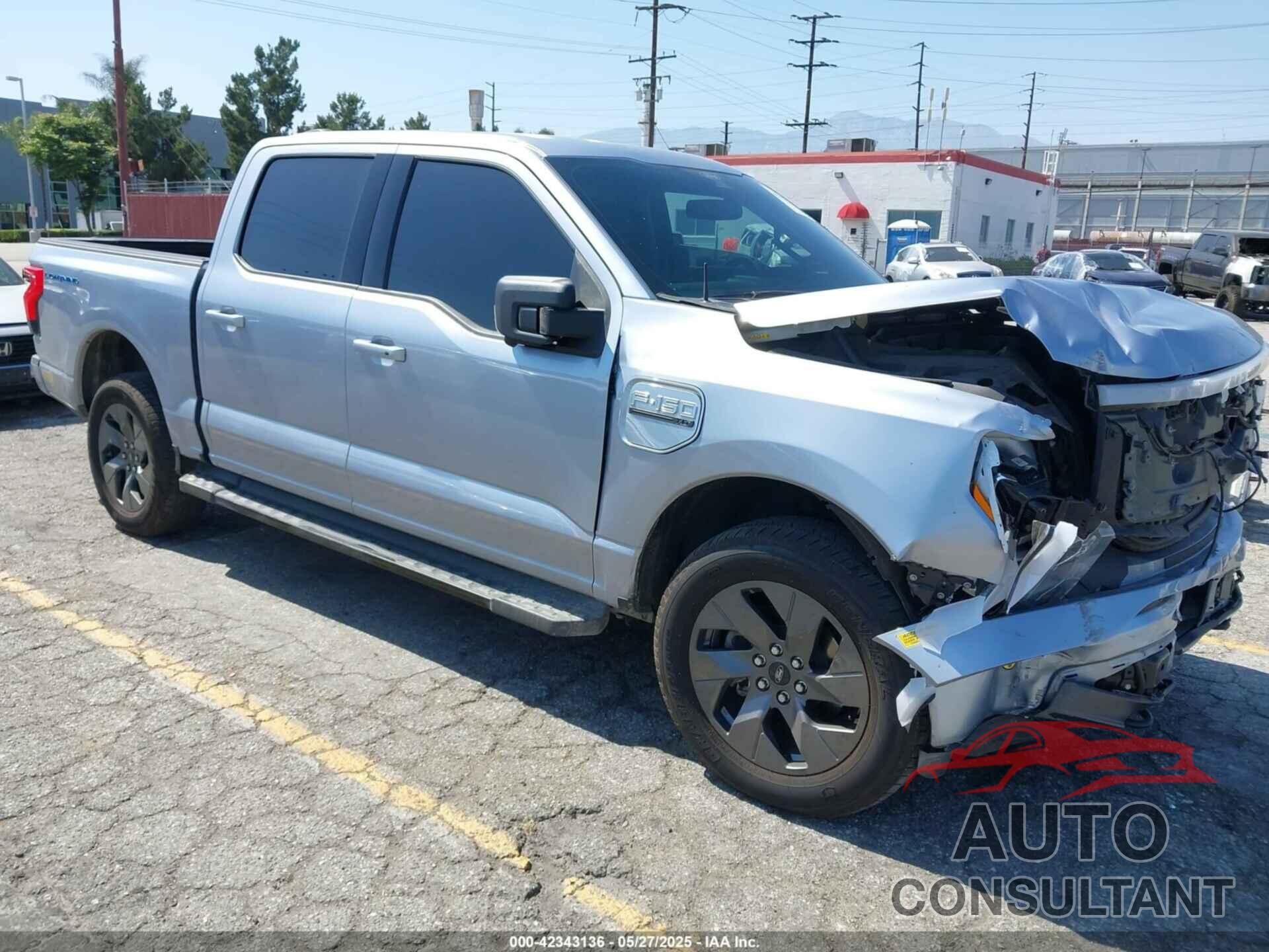 FORD F-150 LIGHTNING 2022 - 1FT6W1EV0NWG05515
