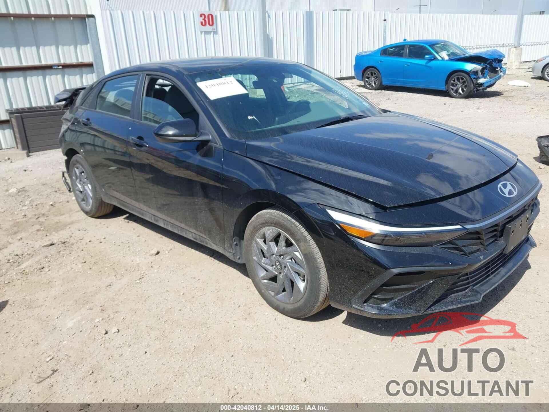 HYUNDAI ELANTRA 2024 - KMHLM4DGXRU810513