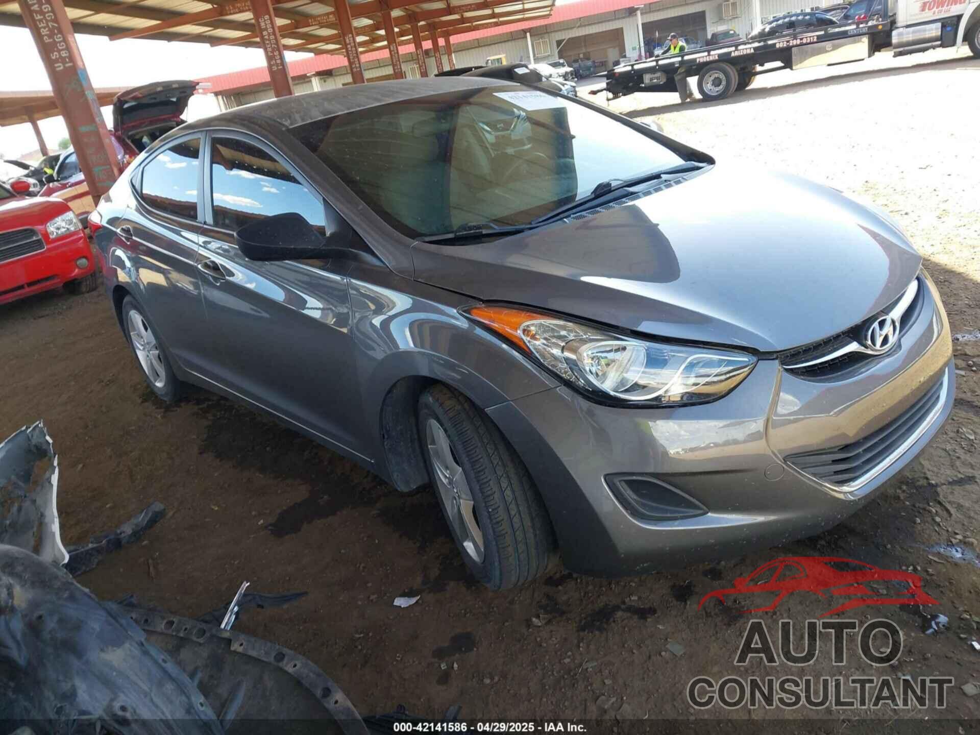 HYUNDAI ELANTRA 2011 - 5NPDH4AE5BH061412