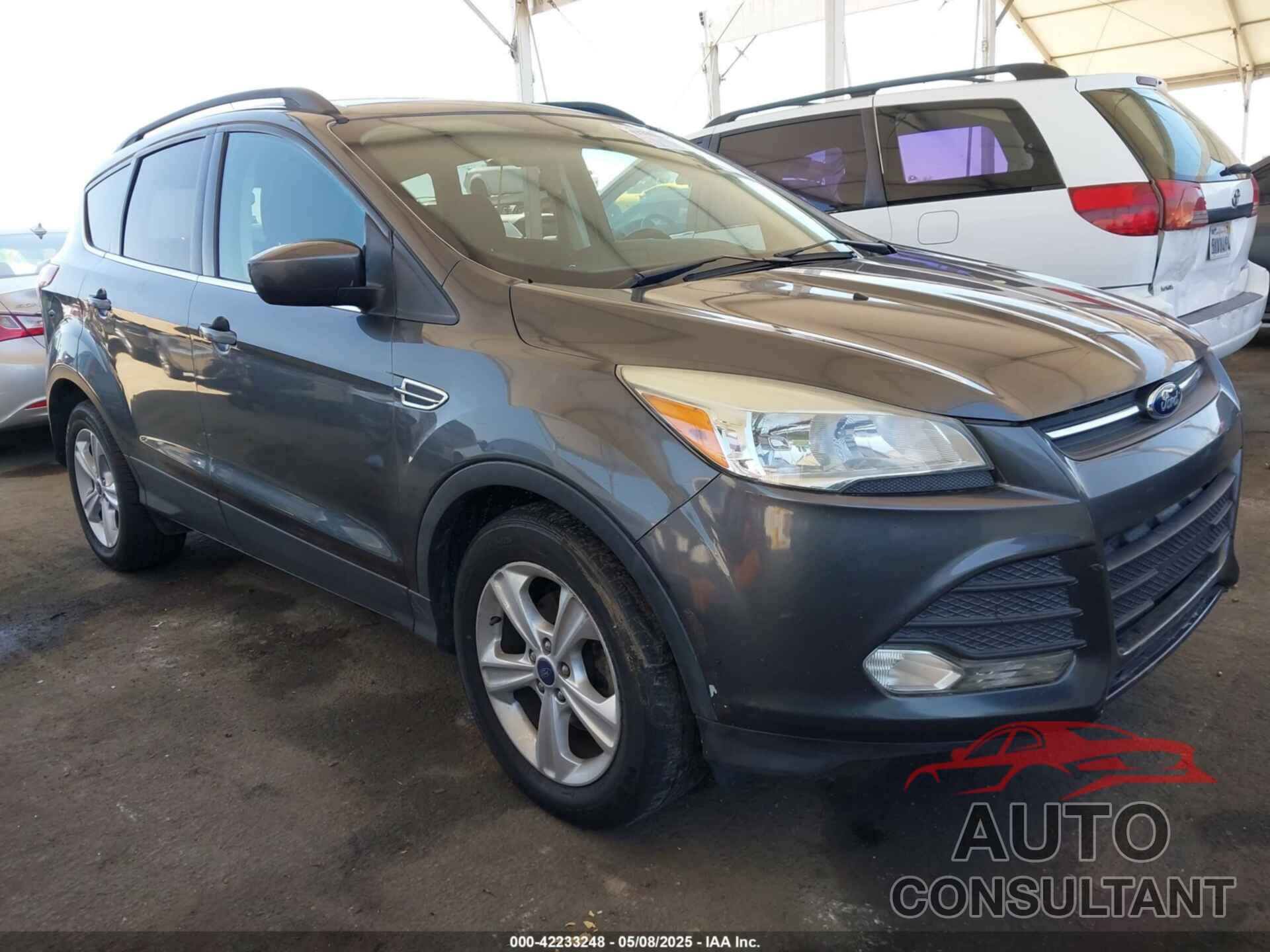 FORD ESCAPE 2015 - 1FMCU0GX8FUB12384