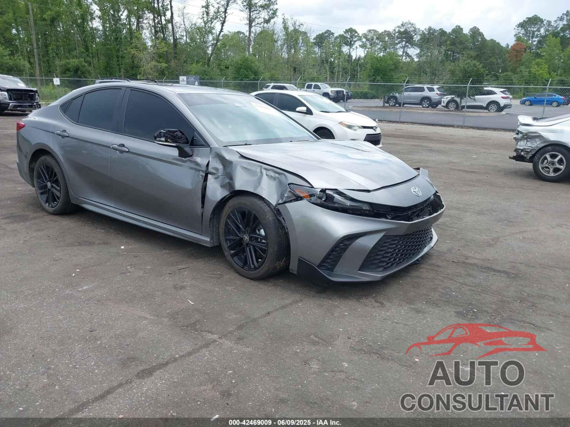 TOYOTA CAMRY 2025 - 4T1DAACK6SU556385