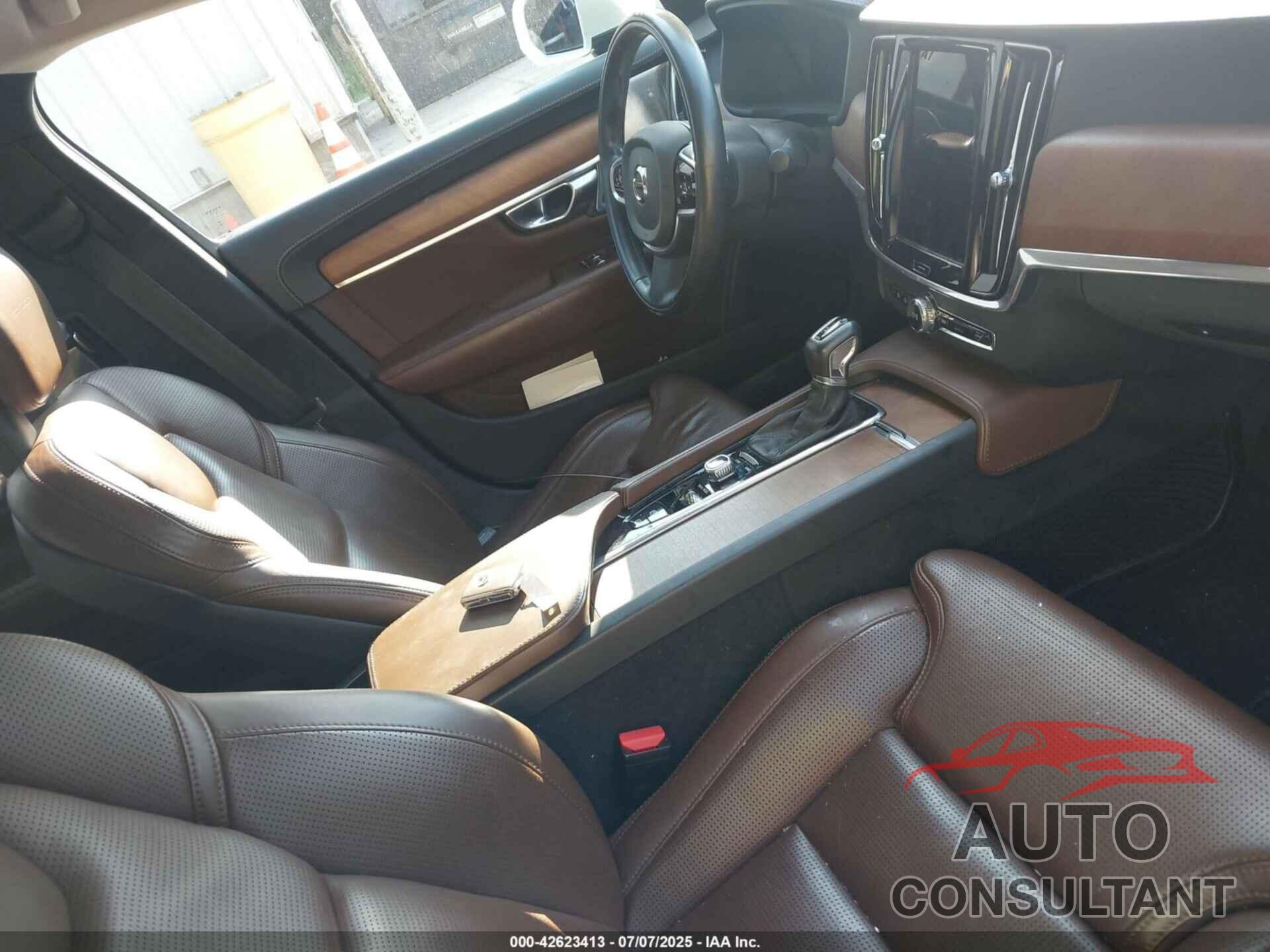 VOLVO S90 2018 - LVY992ML8JP007292