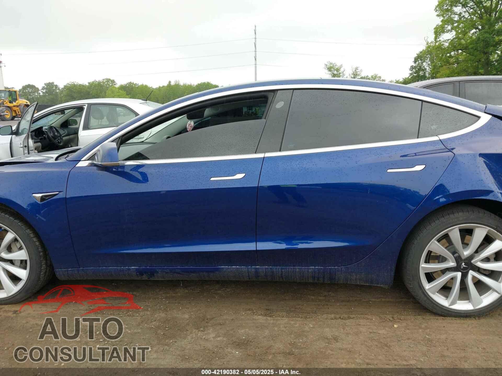 TESLA MODEL 3 2019 - 5YJ3E1EA8KF447914