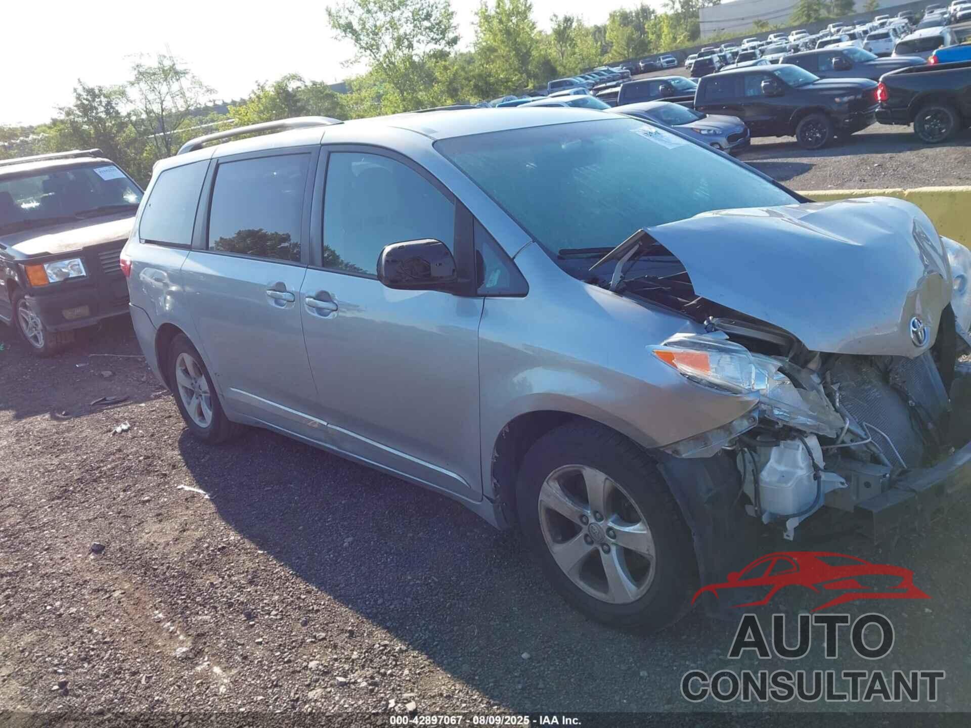 TOYOTA SIENNA 2015 - 5TDKK3DCXFS644118