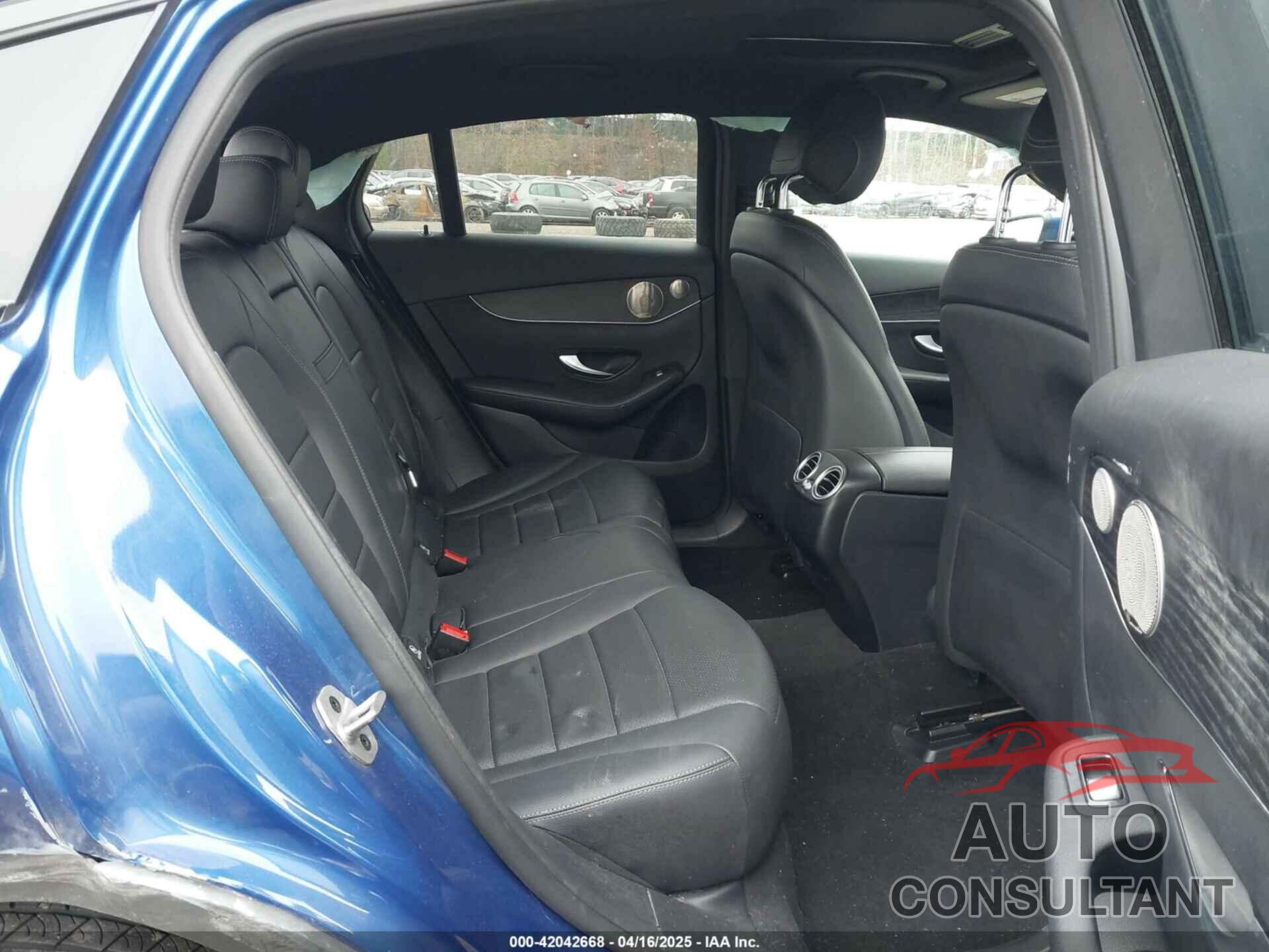MERCEDES-BENZ GLC 300 2023 - W1N0J8EB8PG152804