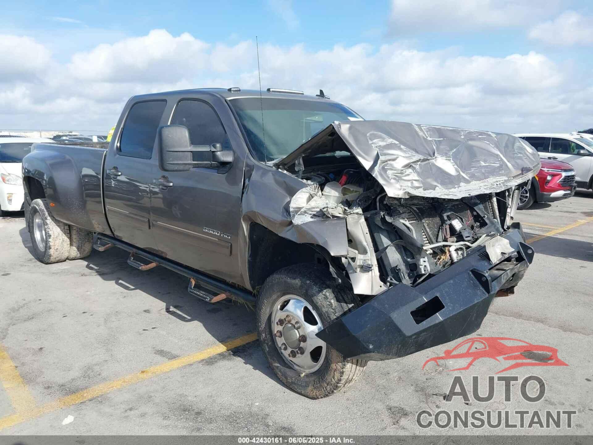 CHEVROLET SILVERADO 3500HD 2012 - 1GC4K1C82CF175449