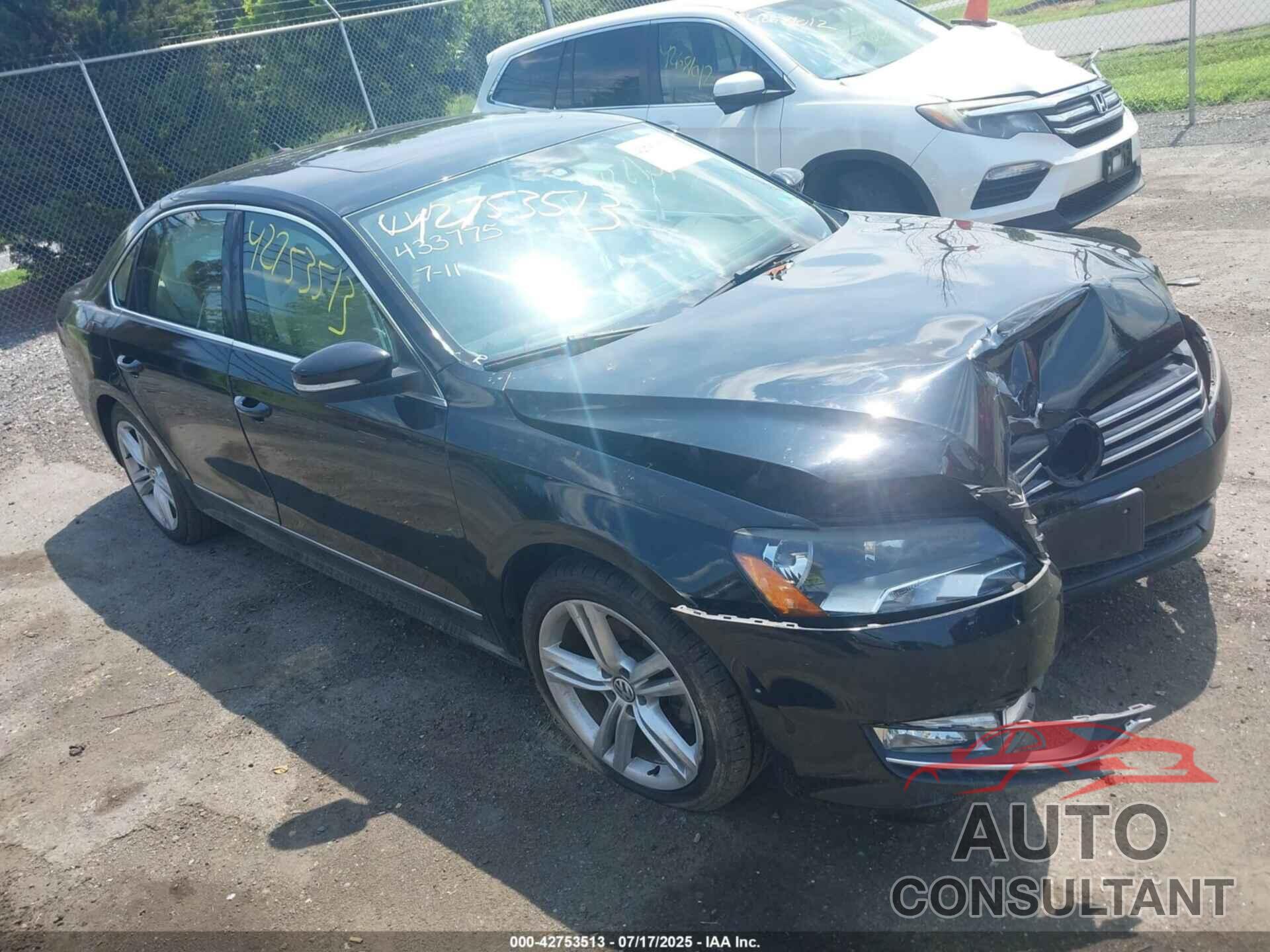 VOLKSWAGEN PASSAT 2015 - 1VWBT7A30FC029858