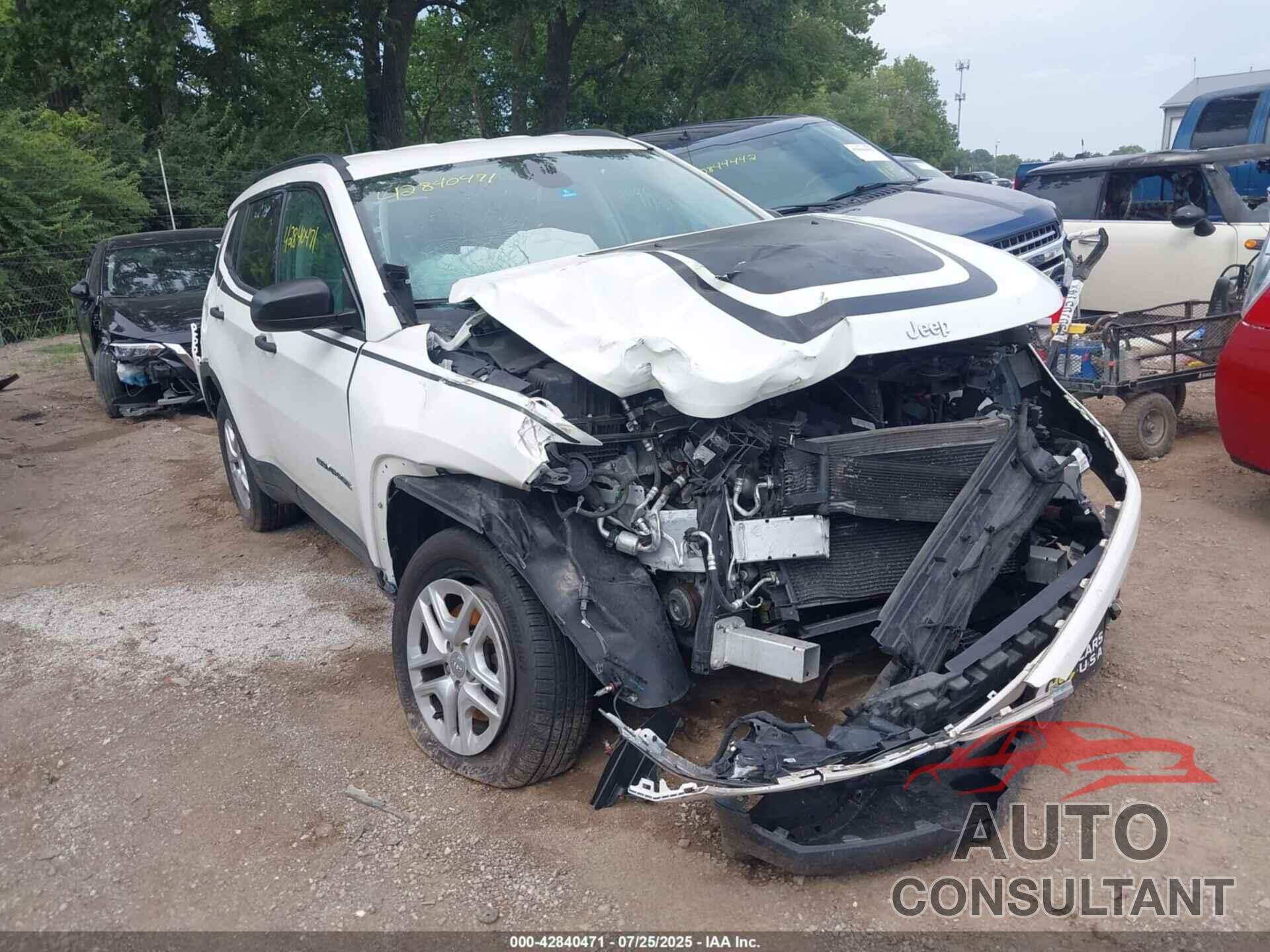 JEEP COMPASS 2018 - 3C4NJDAB5JT180039
