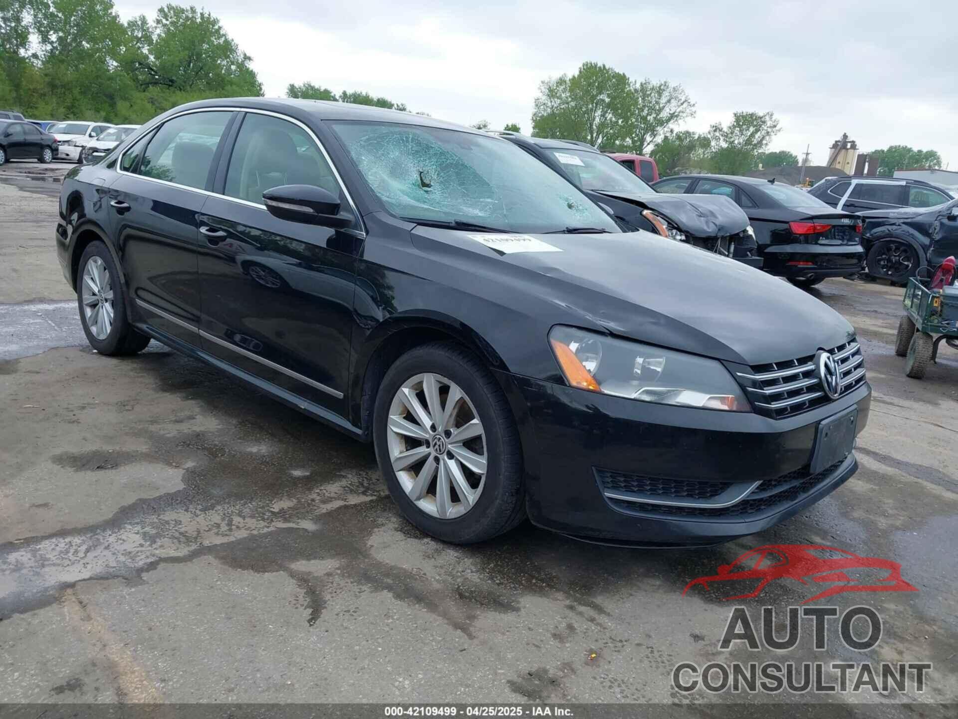 VOLKSWAGEN PASSAT 2012 - 1VWCH7A39CC070989