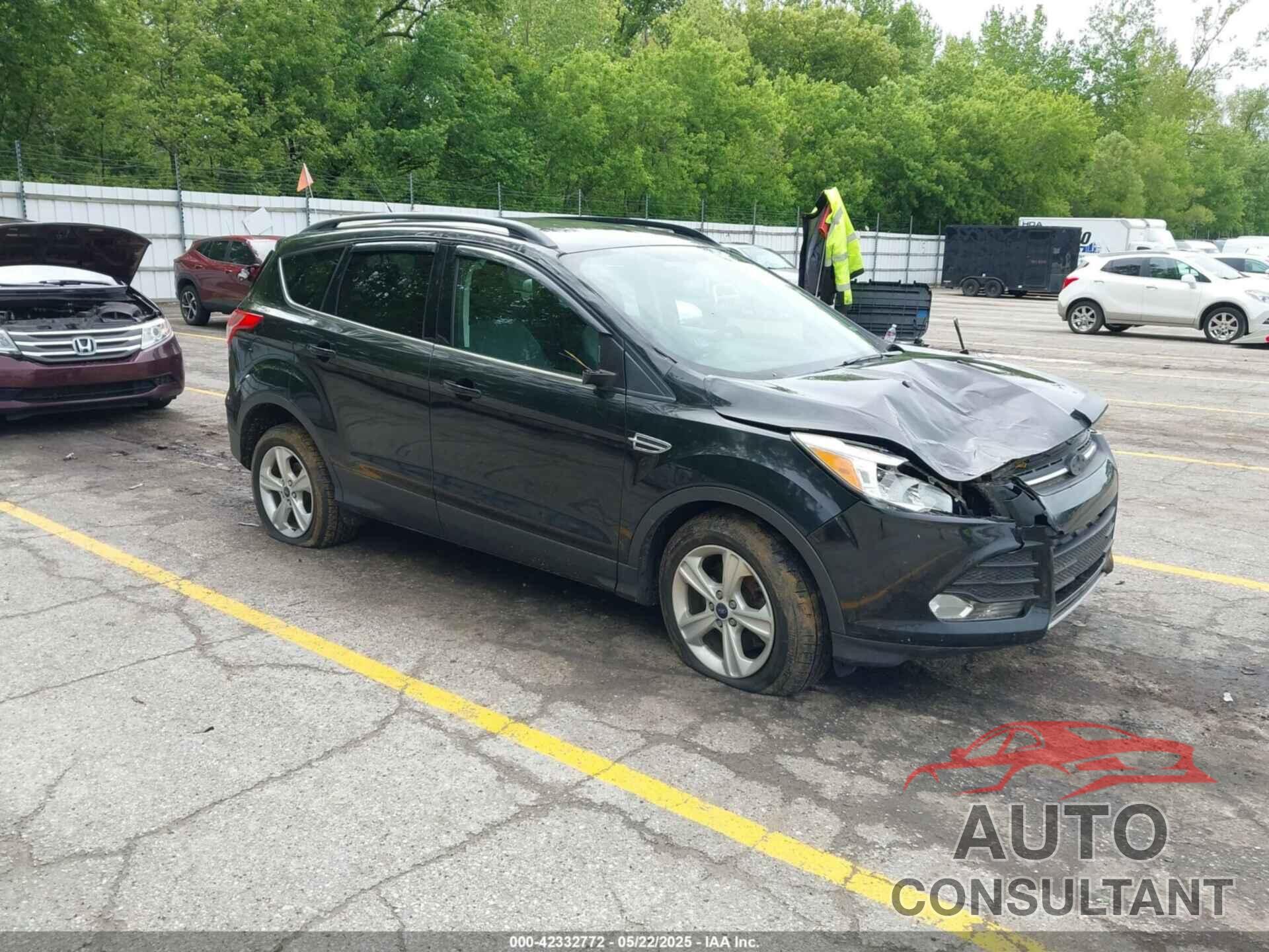FORD ESCAPE 2014 - 1FMCU9G96EUD57706