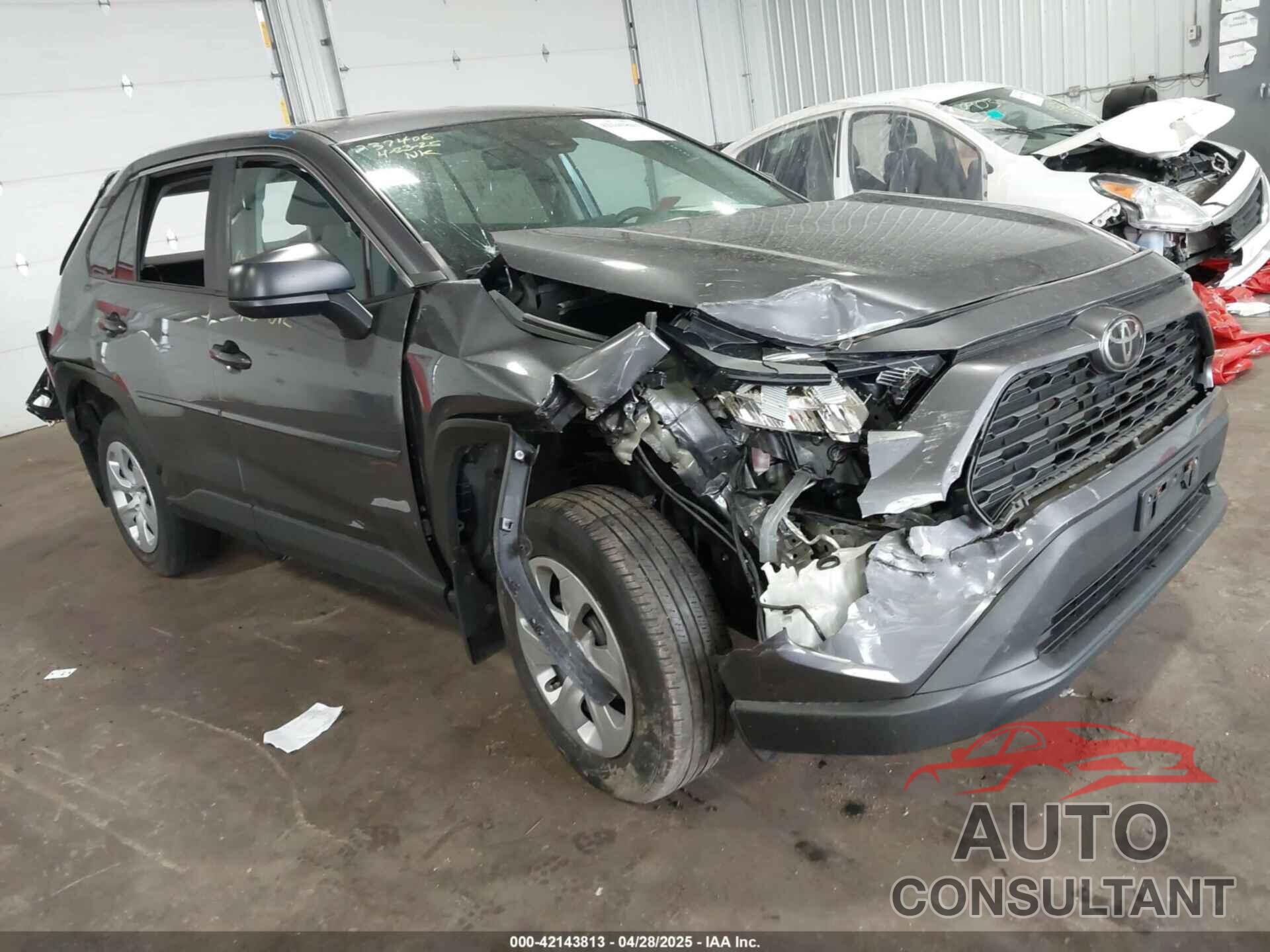 TOYOTA RAV4 2022 - 2T3F1RFV1NC302089