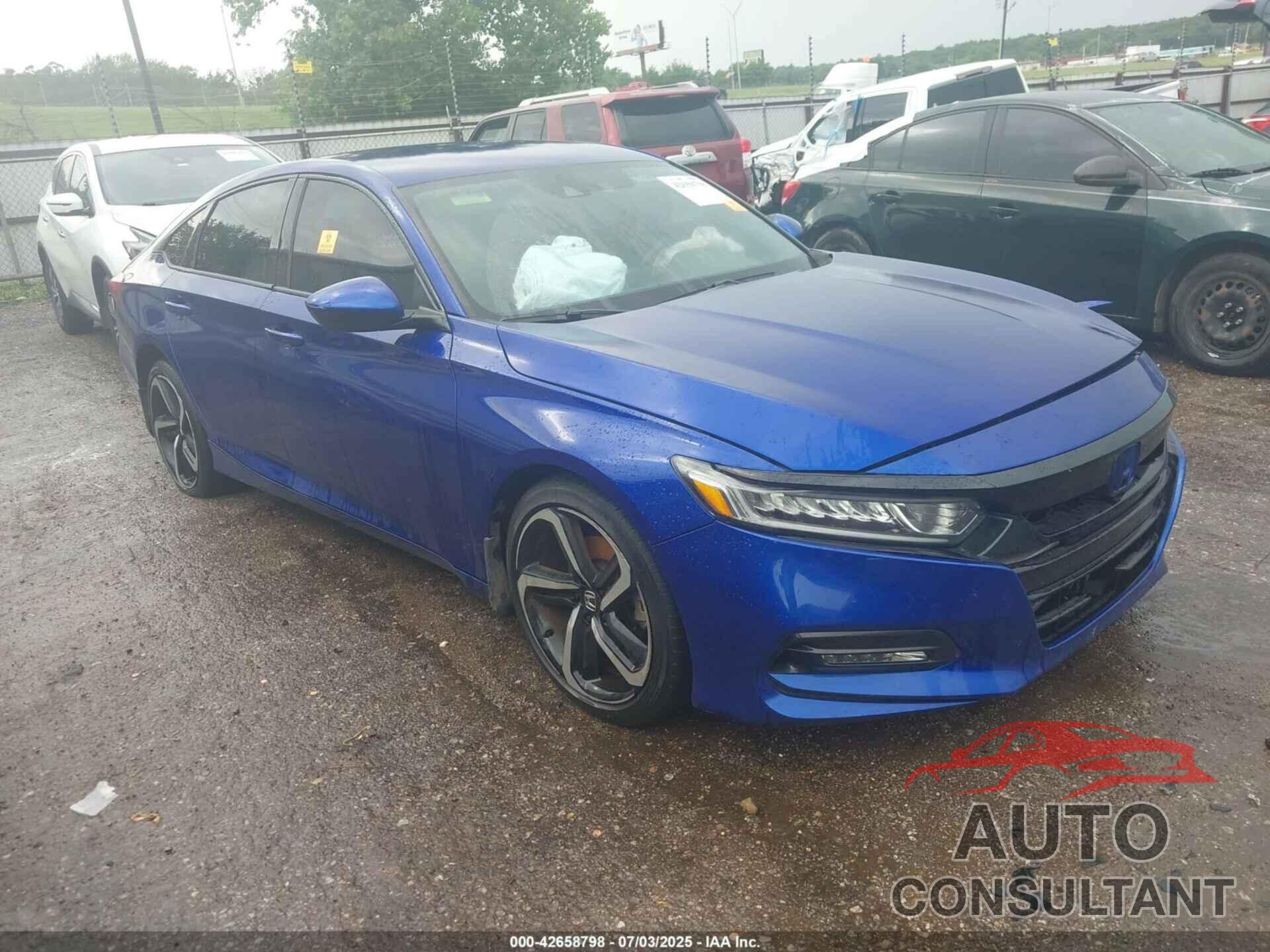 HONDA ACCORD 2018 - 1HGCV1F33JA074600
